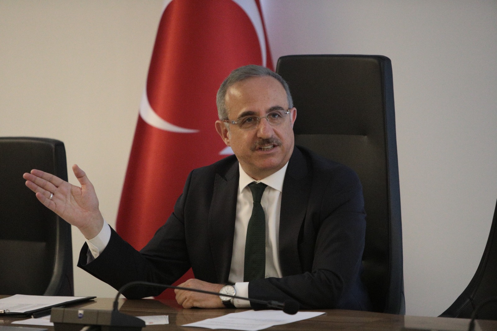 AK Parti cephesi Soyerin hükümeti eleştiren sözlerinİ kendi sözleriyle yalanladı: Yalan söylüyorsun