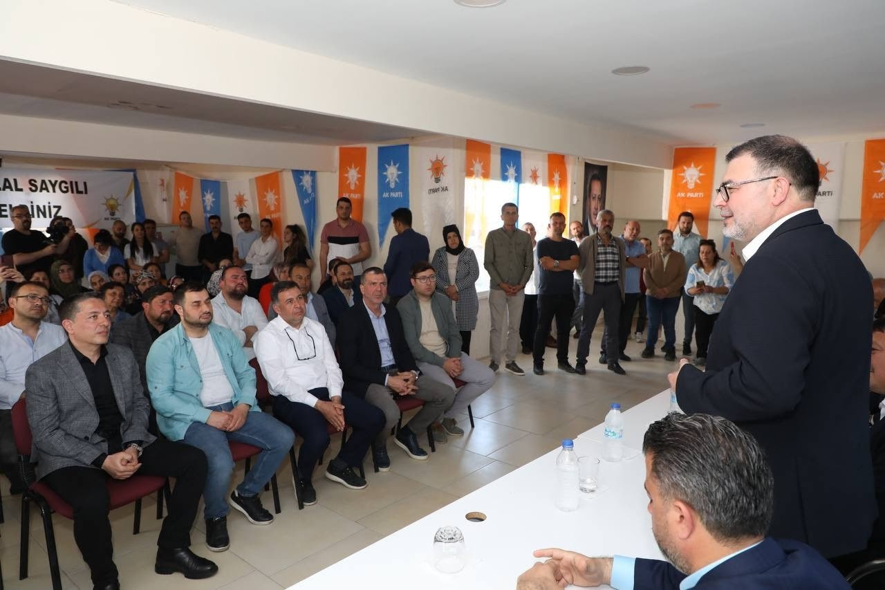 AK Partili Saygılı Ödemiş'te Millet İttifakı'nı eleştirdi
