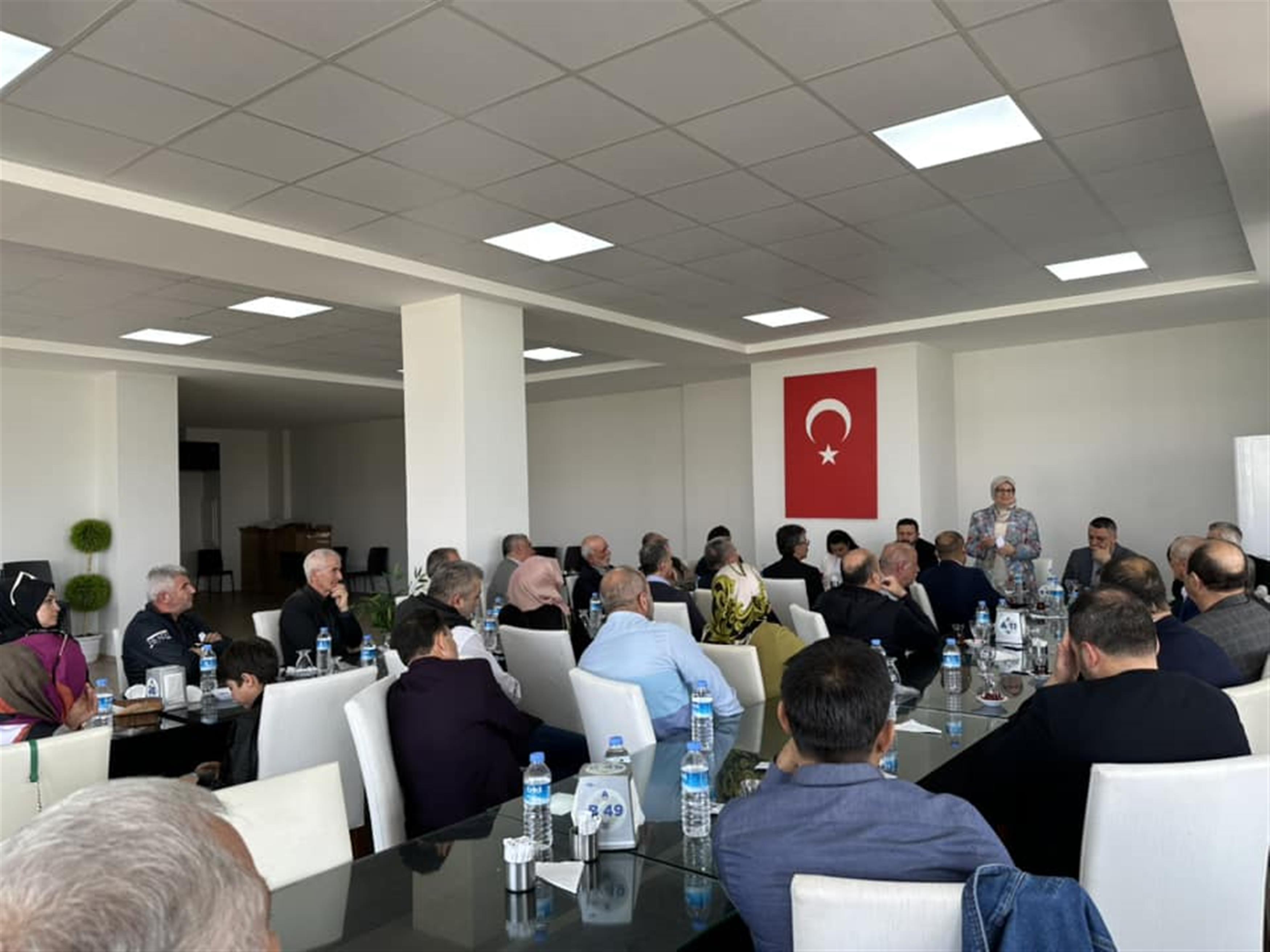 “Daha büyük ve daha güçlü Türkiye için gün sayıyoruz”