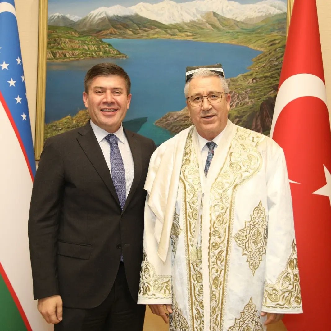 Rektör Prof. Dr. Budak’a “Fahri Doktora” unvanı verildi