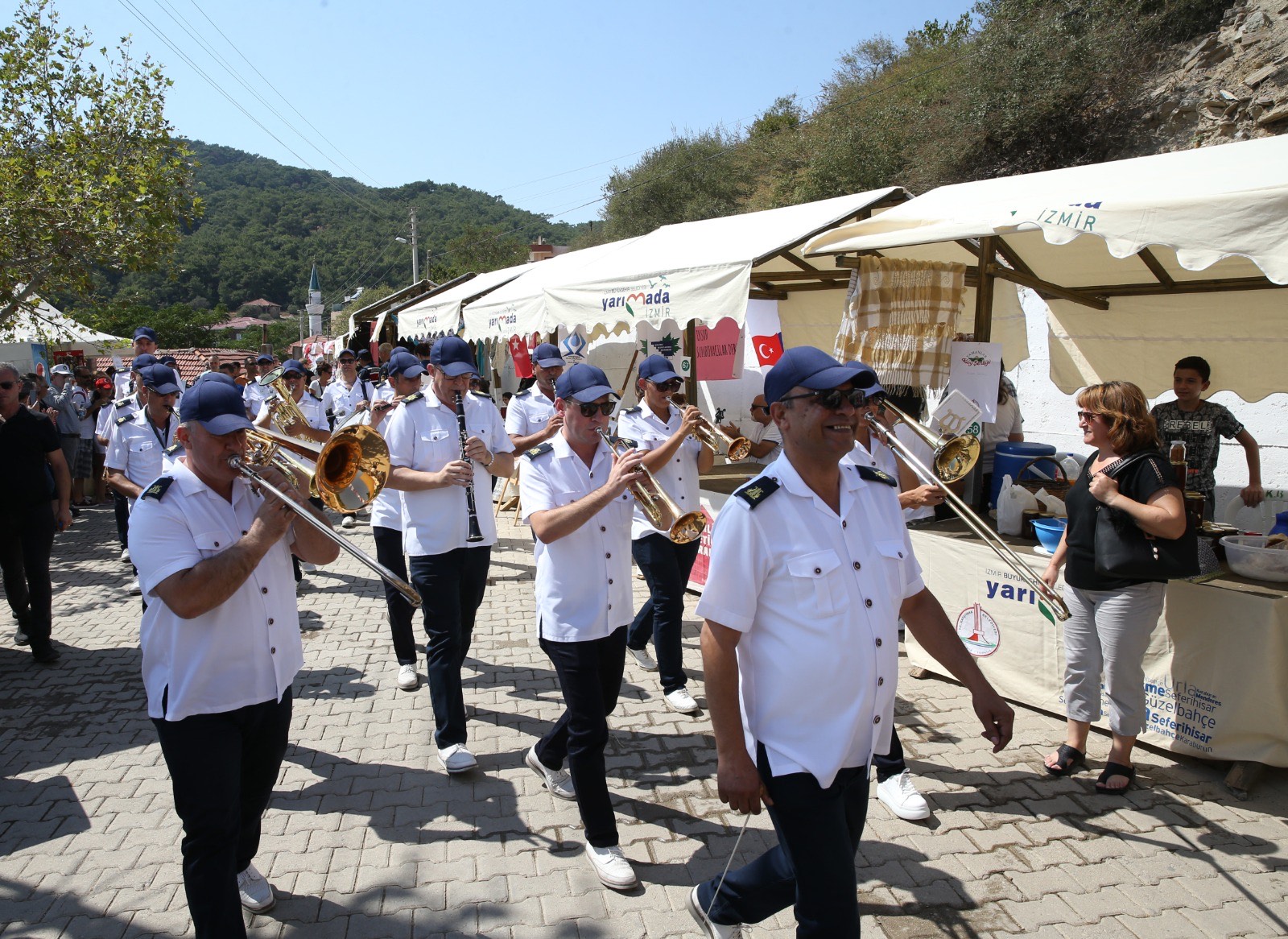 Karşıyaka’da ‘Yamanlar Domates Şenliği’ne geri sayım başladı: Yamanlar ‘Domates Şenliği’ ile yeniden doğuyor!