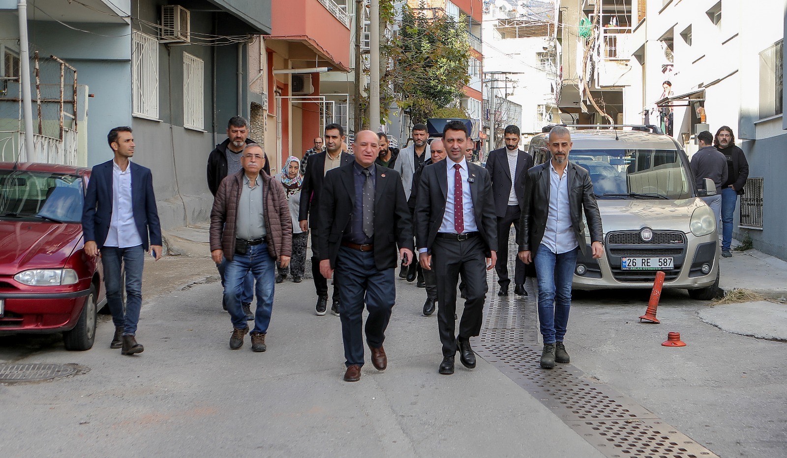 Başkan Önal mahalle ziyaretlerine devam ediyor