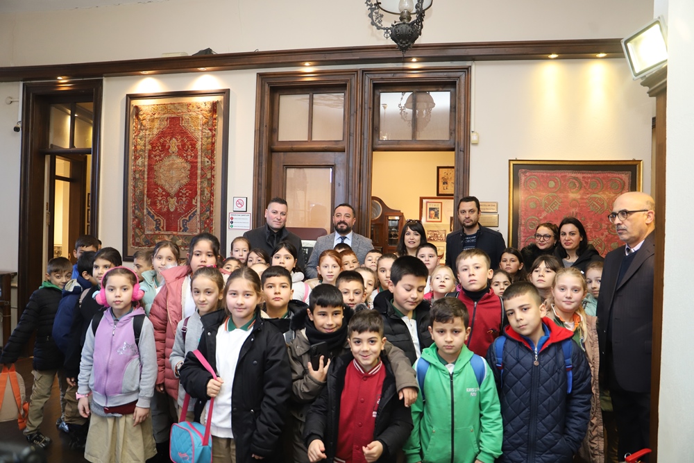 Ödemişli Başbakan, ölüm yıl dönümünde memleketinde anıldı