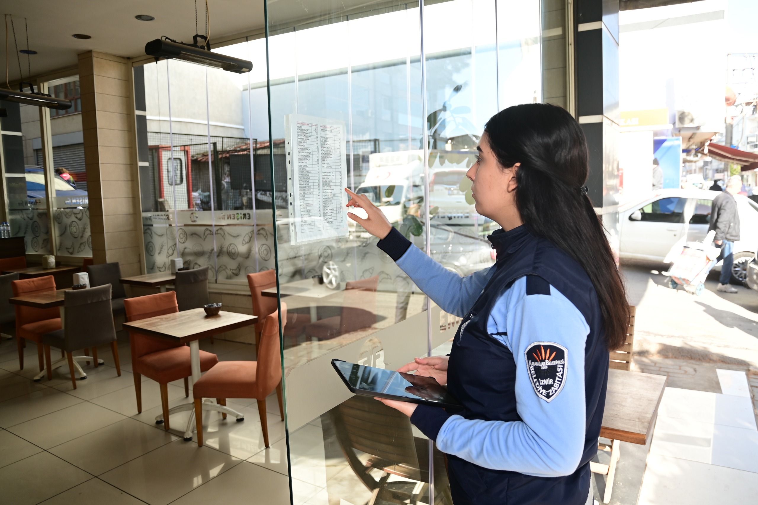 Karabağlar’da yeni yıl öncesi denetimler yoğunlaştı