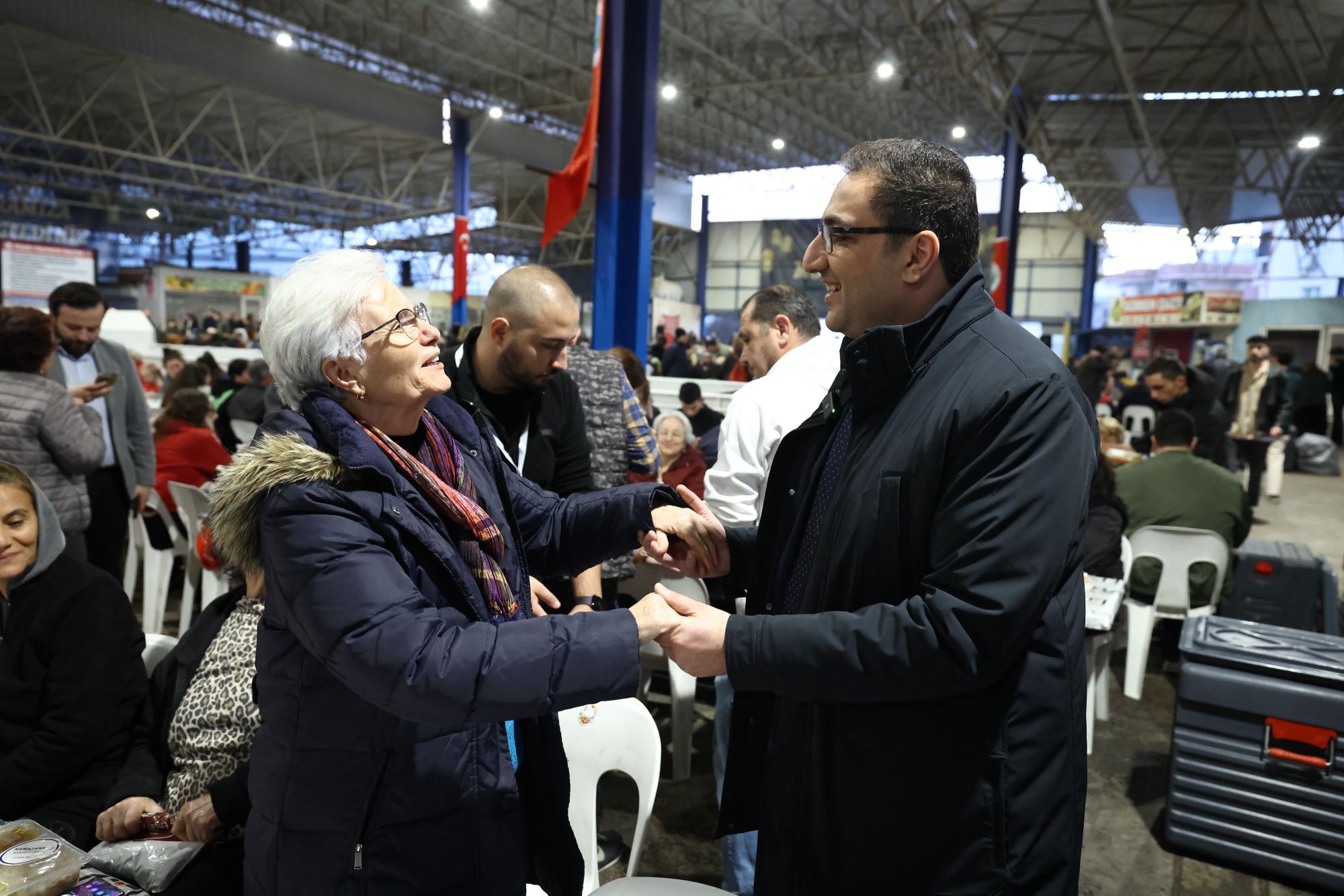 Balçova’da binlerce kişi iftar sofrasında buluştu