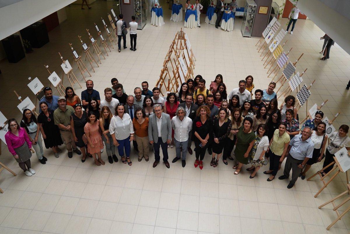 GÜZEL SANATLAR ÖĞRENCİLERİ TASARIMLARINI SERGİLEDİ