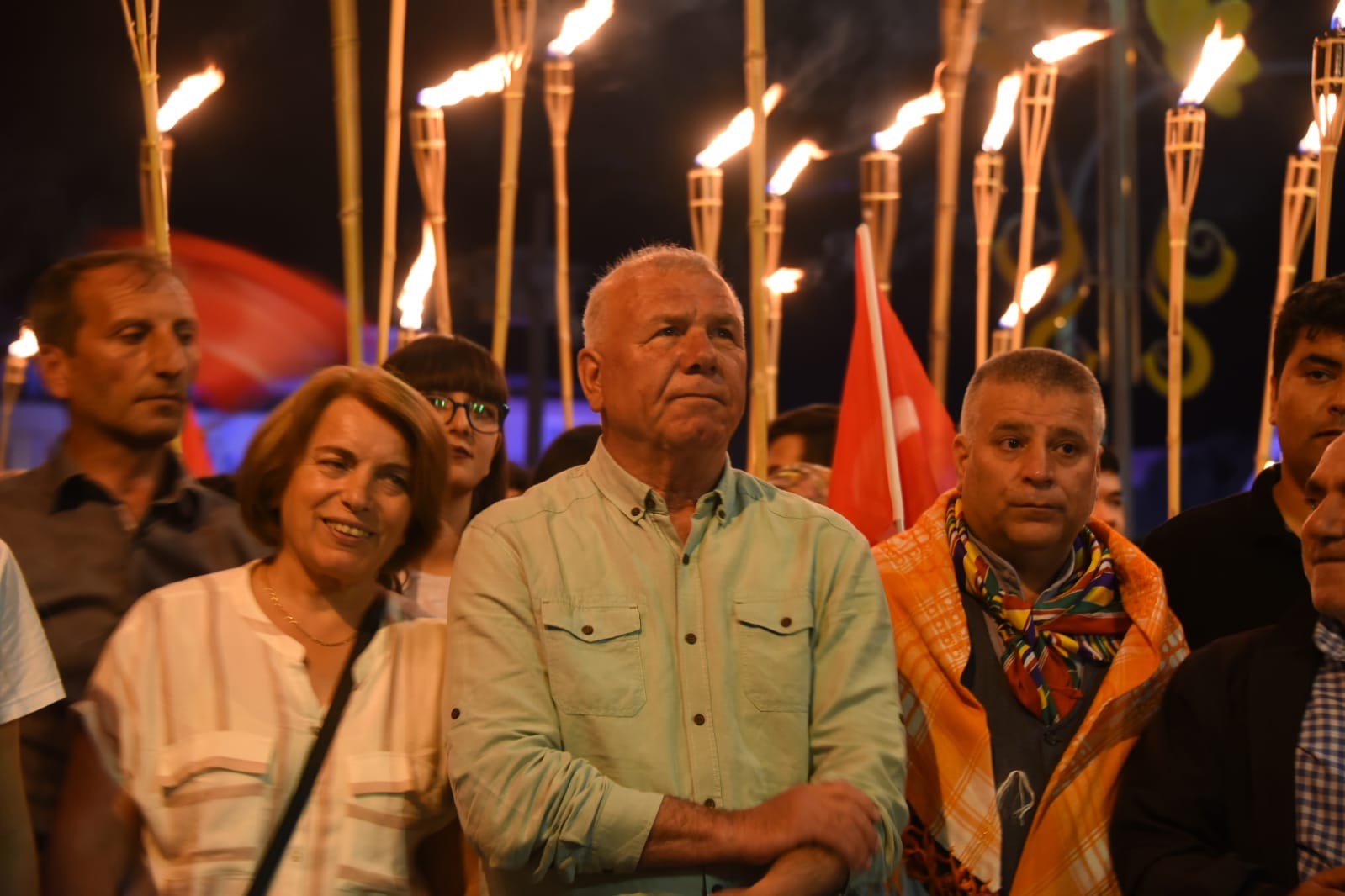 KEMALPAŞA’DA 19 MAYIS ÇOŞKUSU FENER ALAYI İLE SÜRDÜ