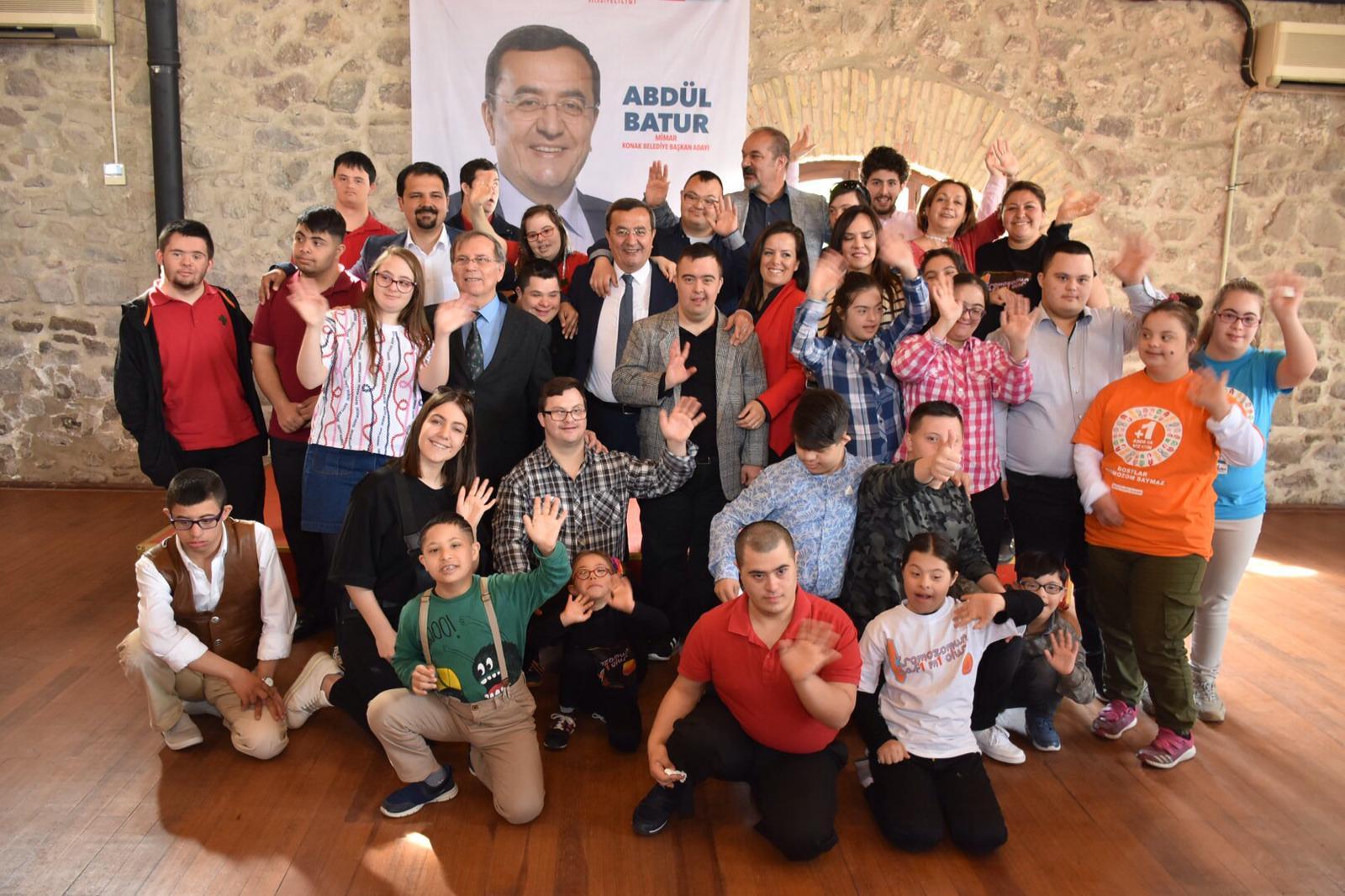 KONAK'TA ENGELLERİ KALDIRACAĞIZ