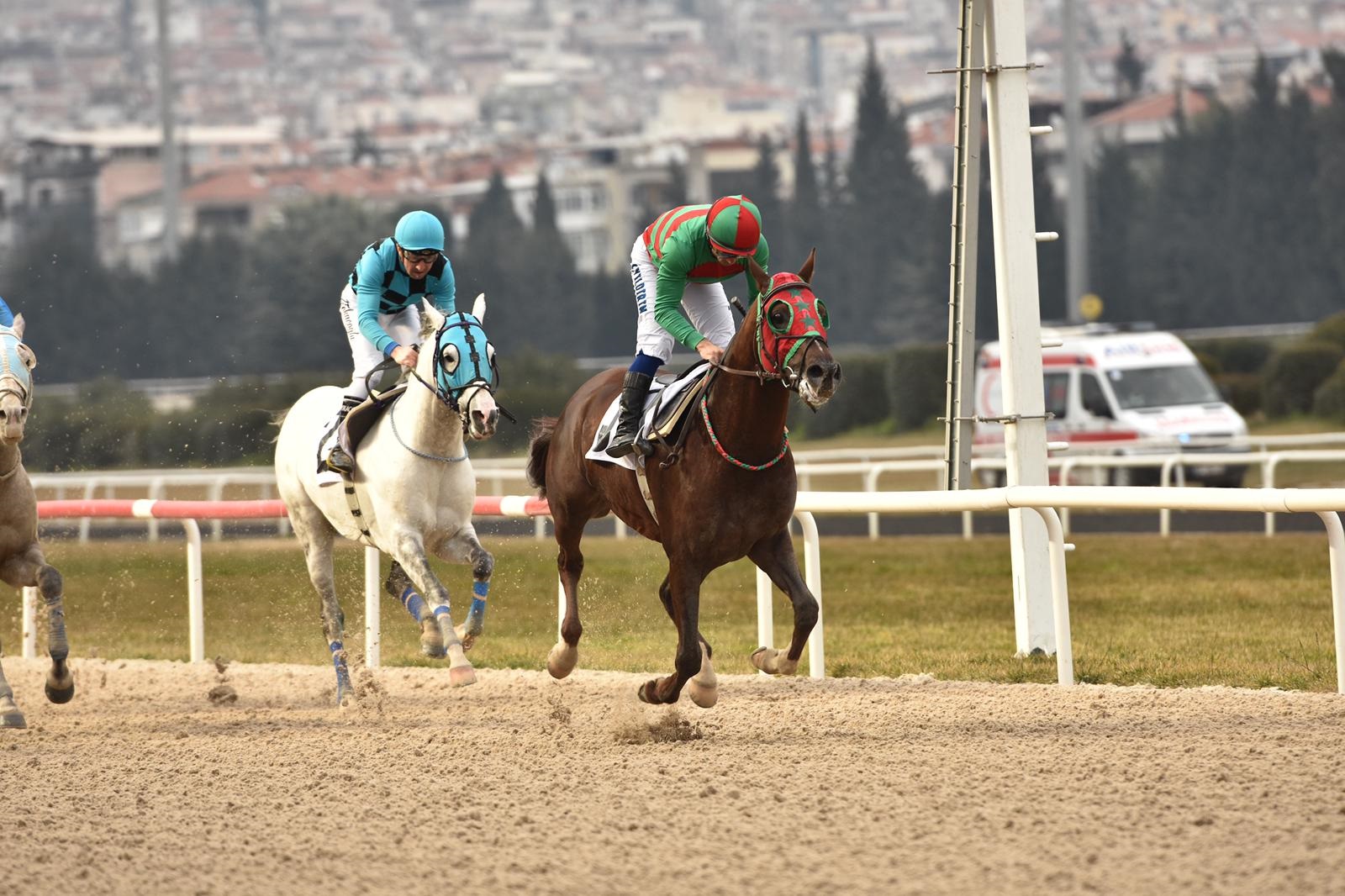 Hasan Tahsin Koşusu’nu MEMDUHAĞA kazandı