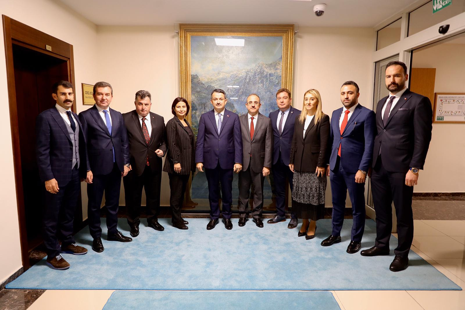 SÜREKLİ VE BELEDİYE BAŞKANLARINDAN ANKARA ÇIKARMASI