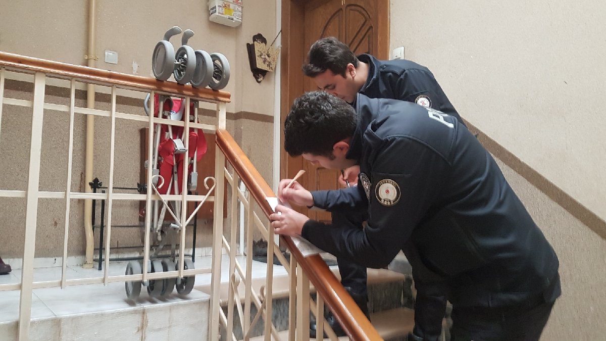 Polis, Büyükçekmece’de kapı kapı seçmen kontrolü yapıyor