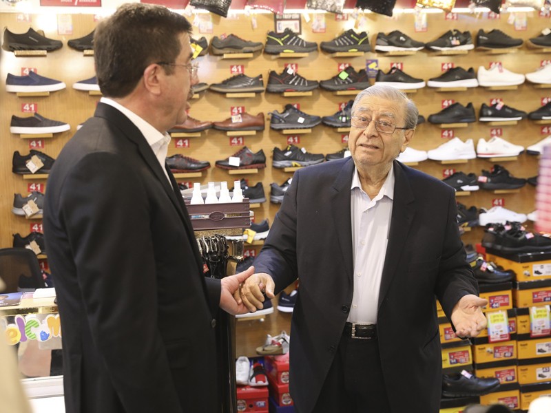 NİHAT ZEYBEKCİ'DEN KEMERALTI ZİYARETİ