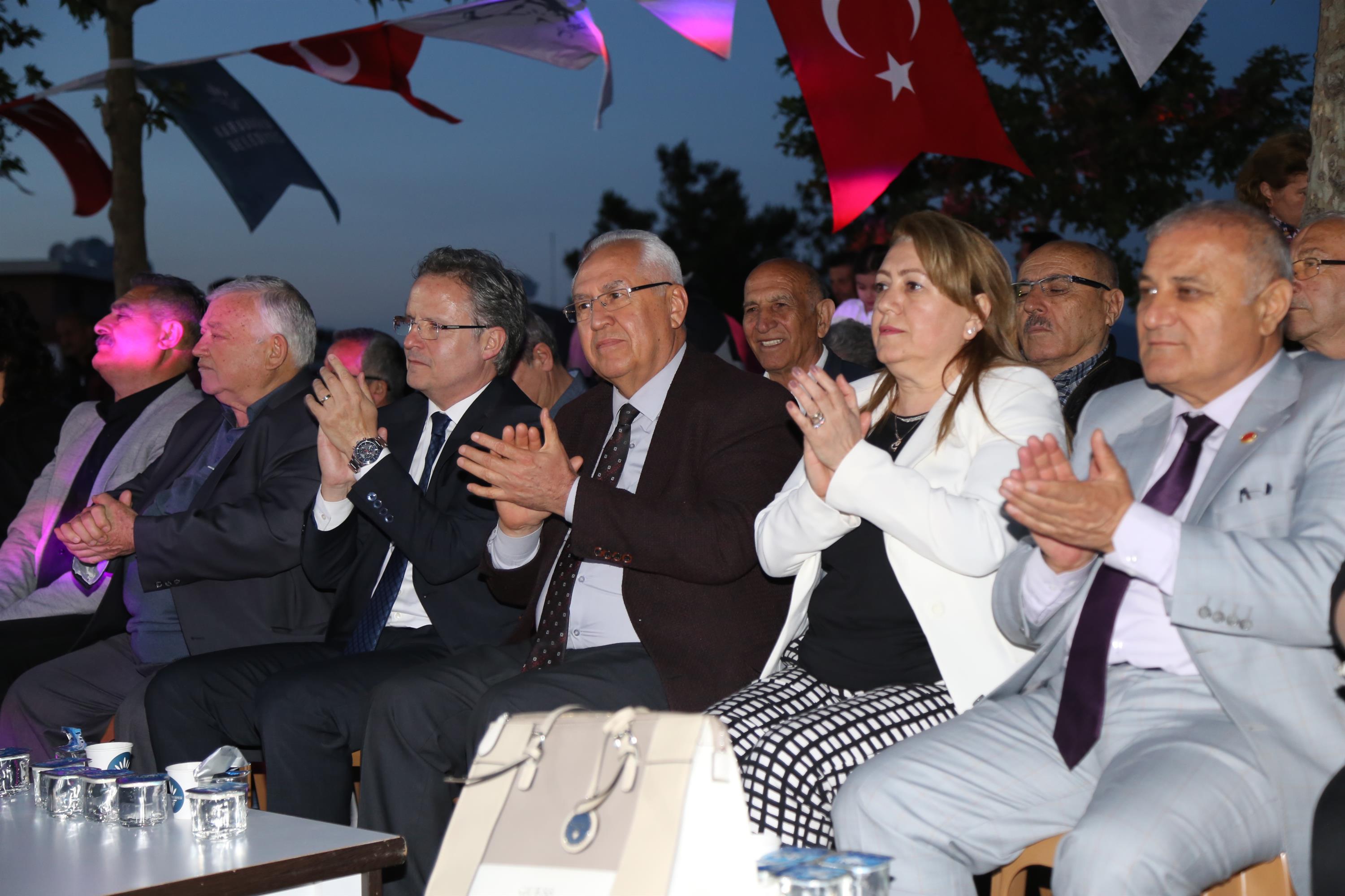 KARABAĞLAR'DA HIDRELLEZ COŞKUSU DOYASIYA YAŞANDI