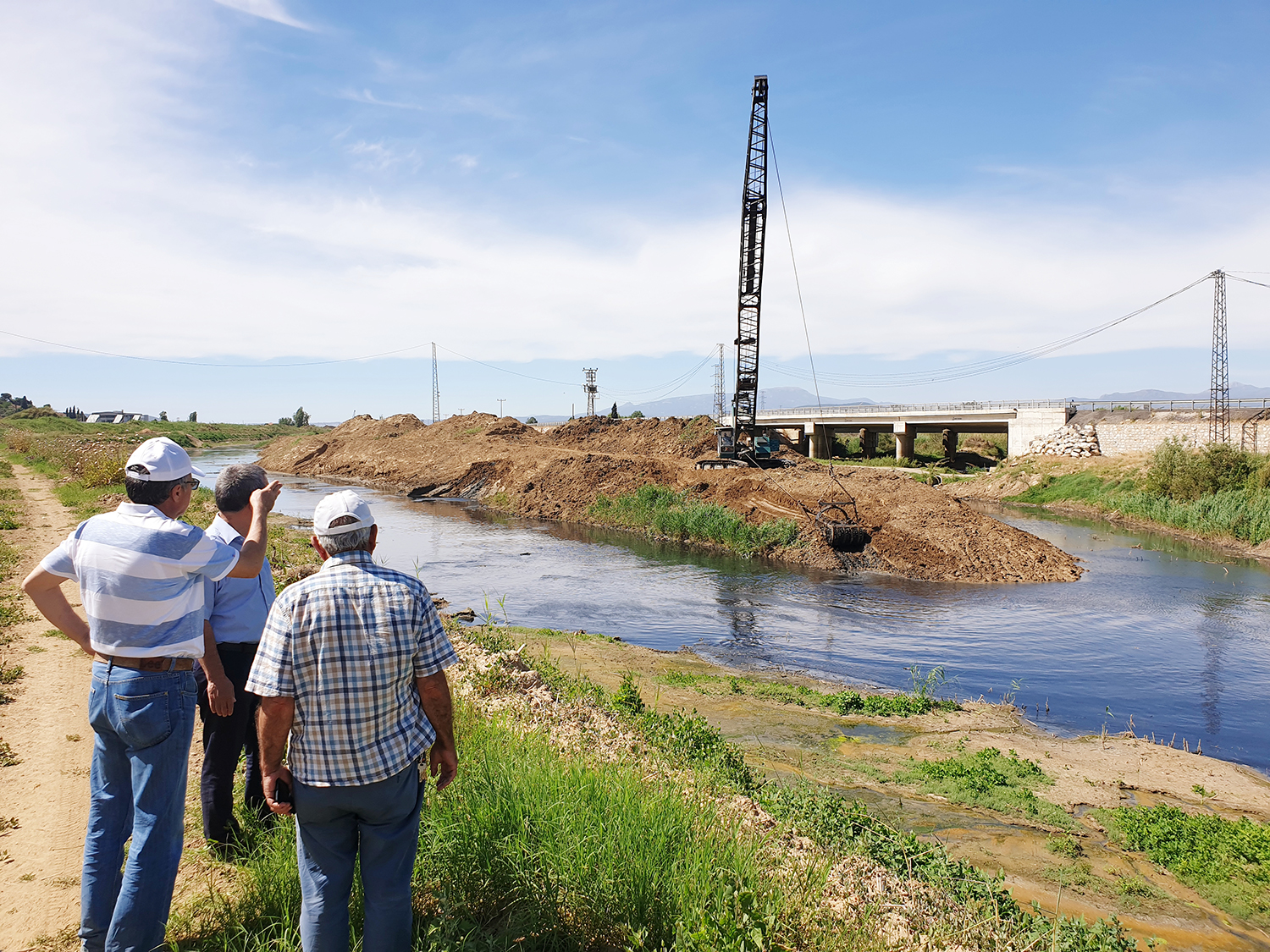 KÜÇÜK MENDERES’E TAŞKIN OPERASYONU