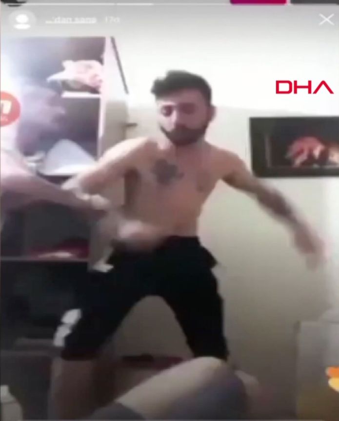 Ümitcan'ın arkadaşından genç kıza feci dayak!