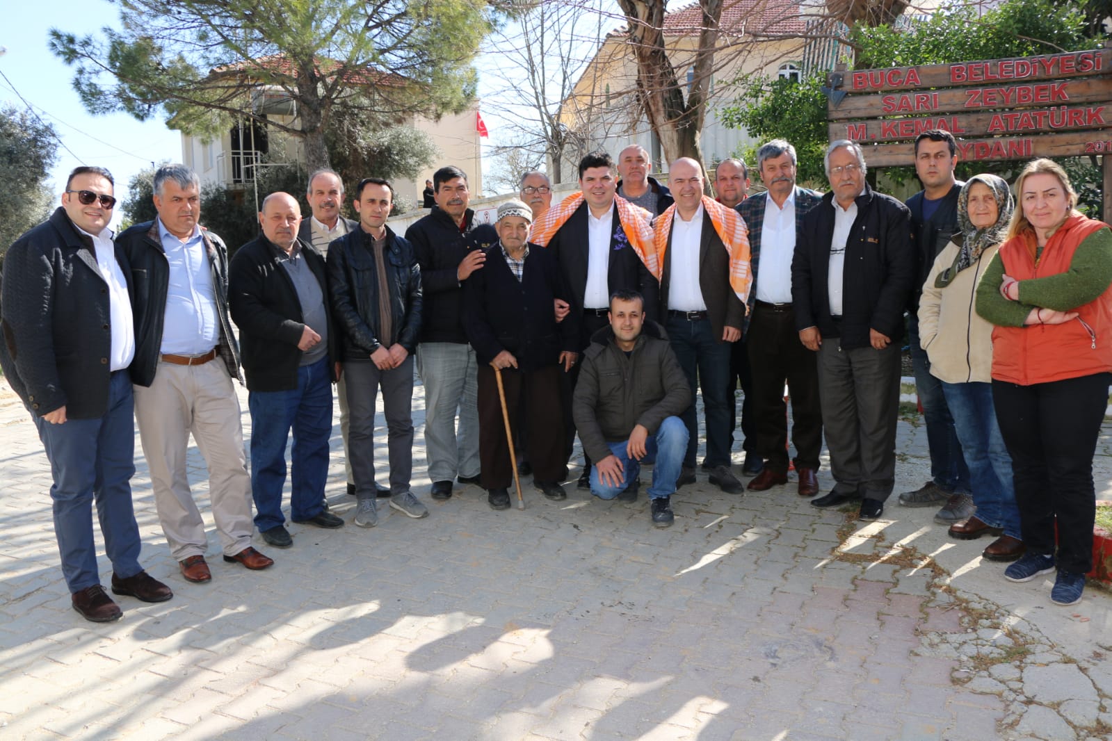 CHP’Lİ KILIÇ VE BAKAN, KÖYLERE ÇIKARMA YAPTI