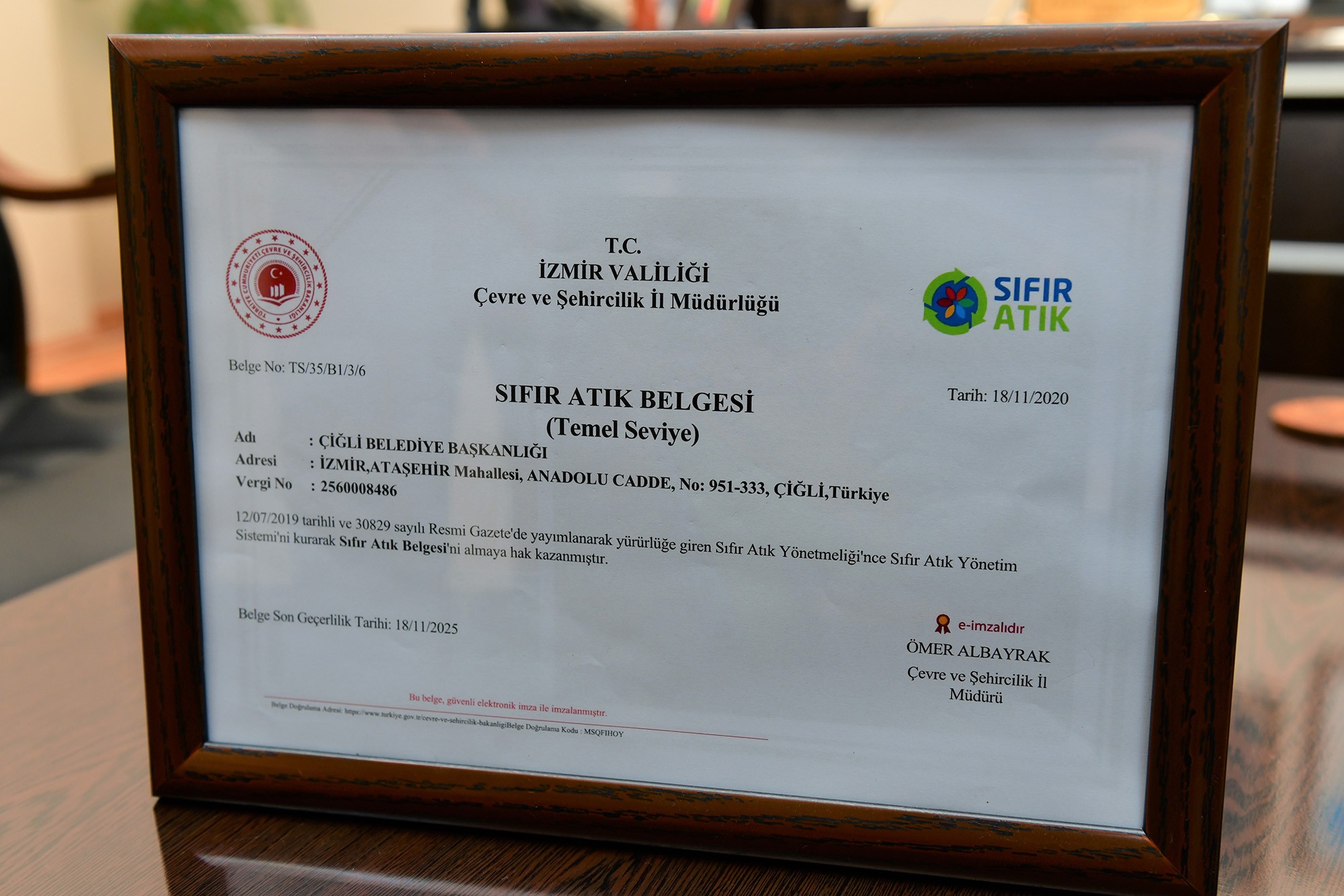 ÇİĞLİ BELEDİYESİ'NE 'SIFIR ATIK BELGESİ'