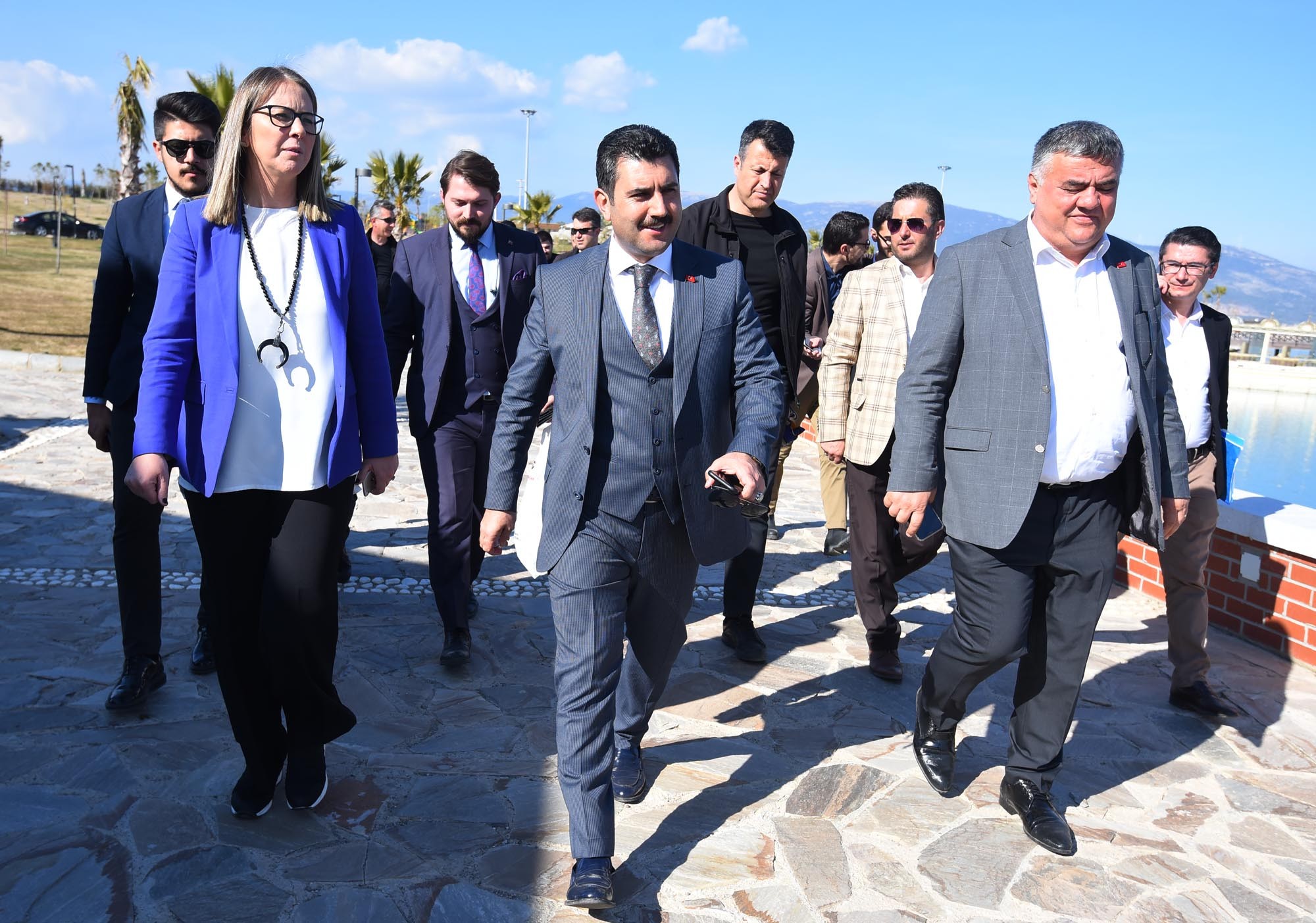 BAŞKAN UĞURLU, AK PARTİLİ ÇANKIRI'YI AĞIRLADI