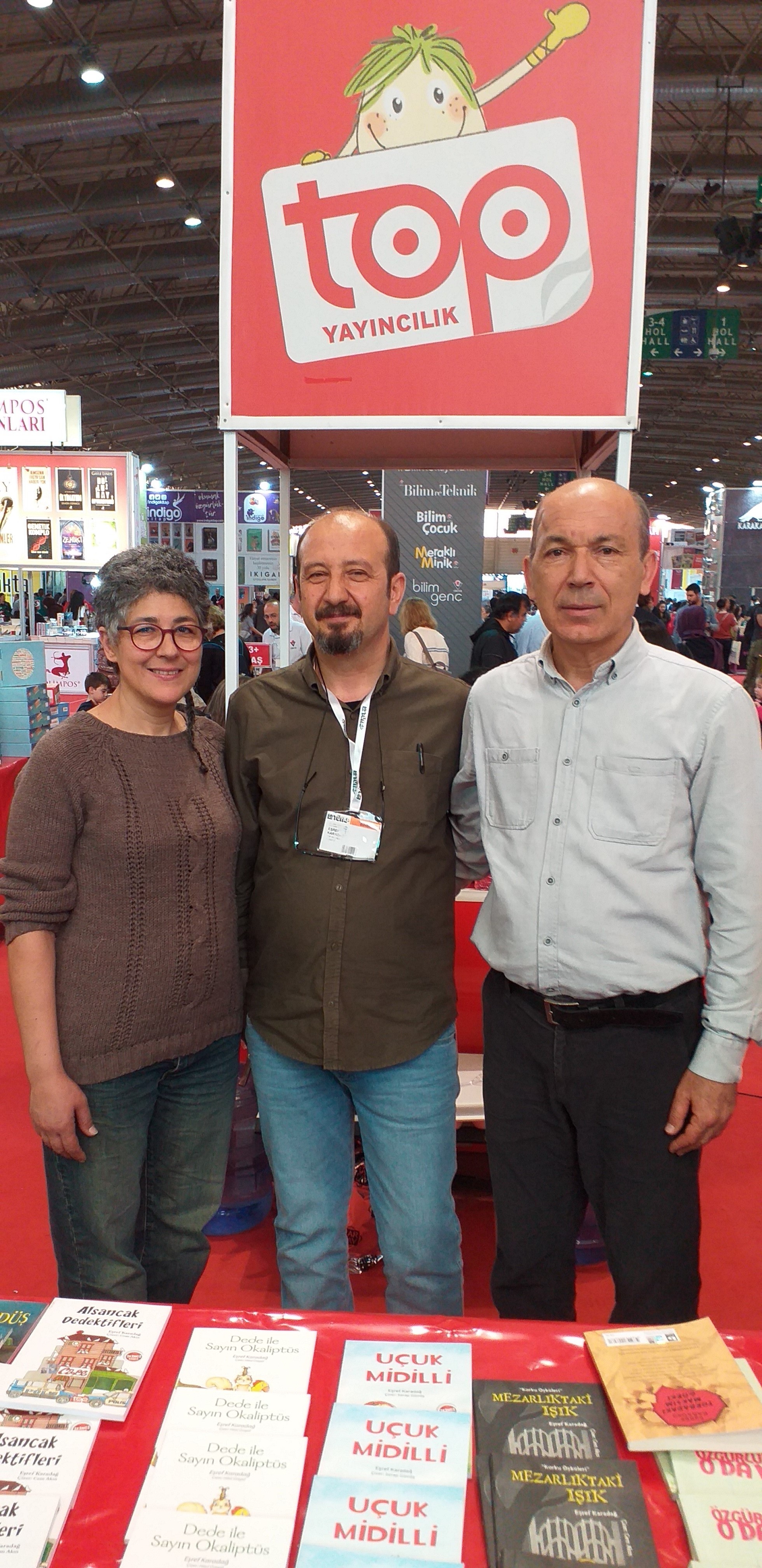 KİTAP FUARINA İLÇELERDEN ZİYARETÇİ AKINI
