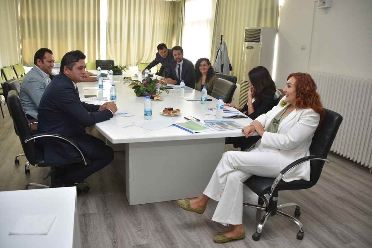 Başkan Acar iletişimcilerle buluştu