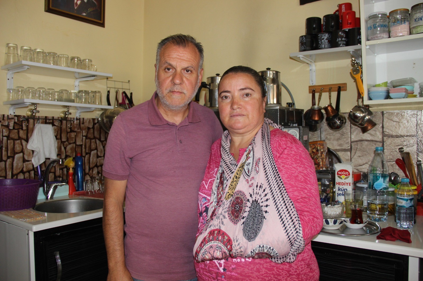 KARI-KOCANIN İŞ YERİNE BÖYLE SALDIRDILAR