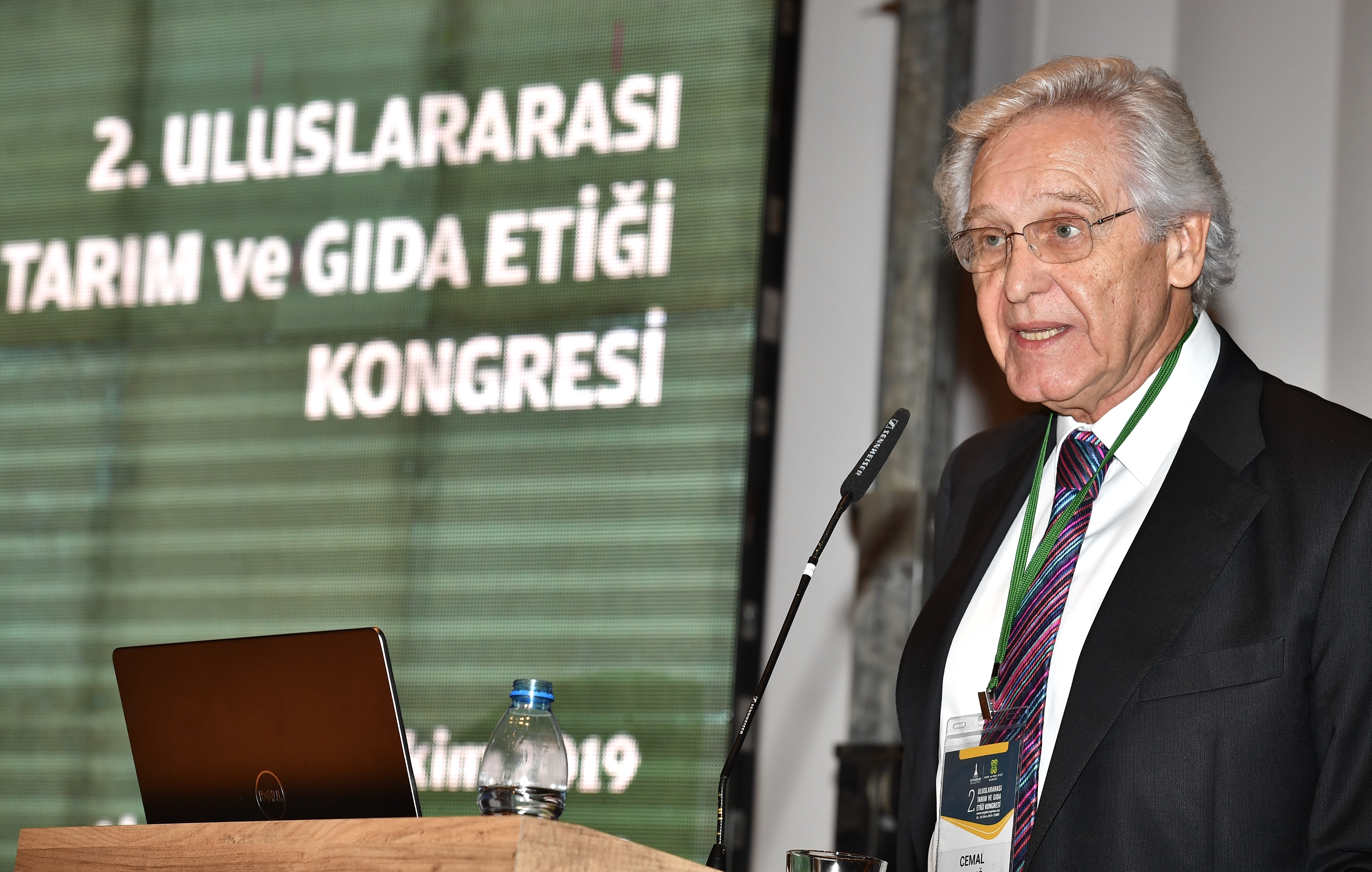 'KAYNAKLAR HUNHARCA TÜKETİLİYOR'