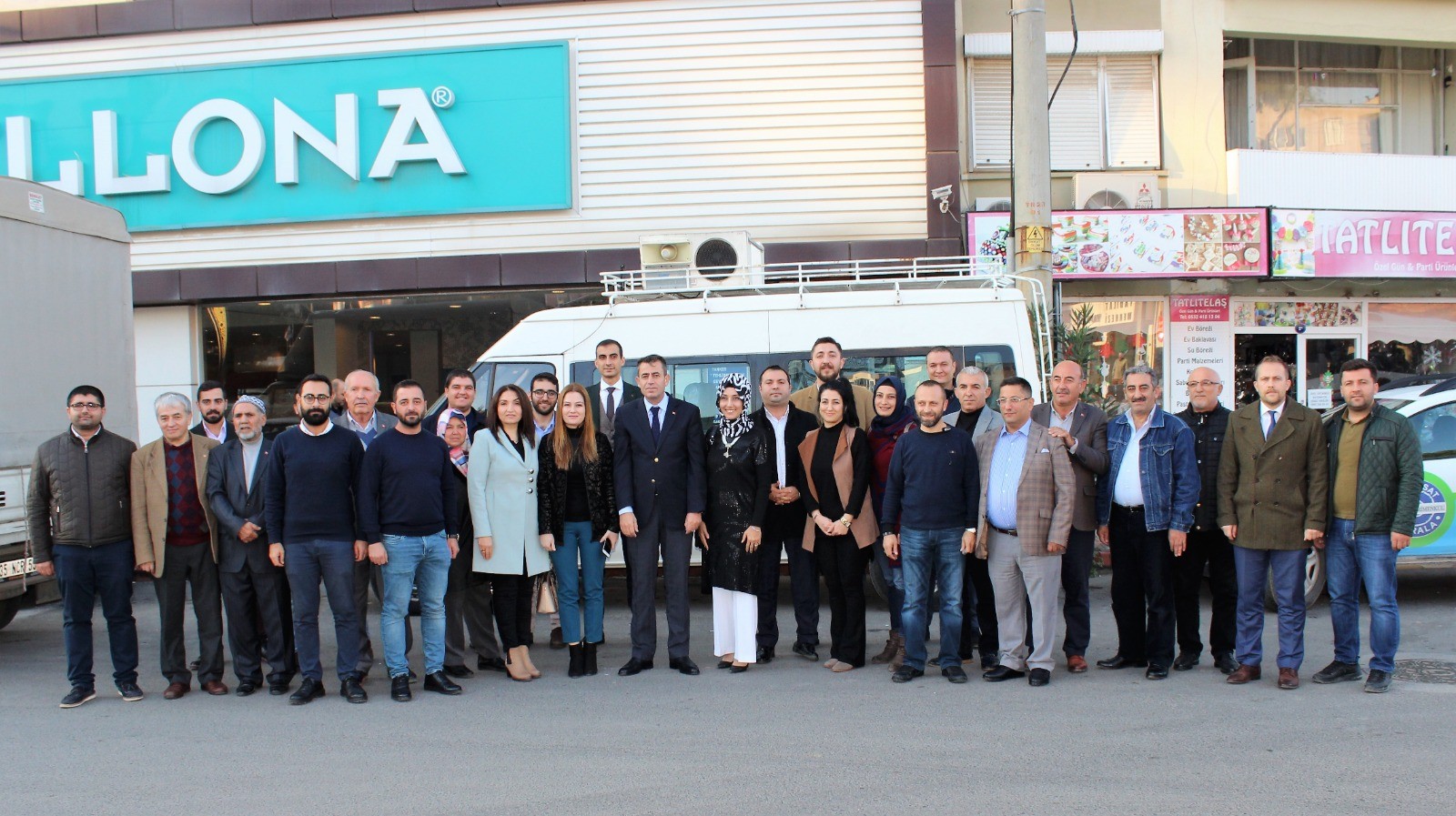 ERDEM EKİBİNİ TANITTI