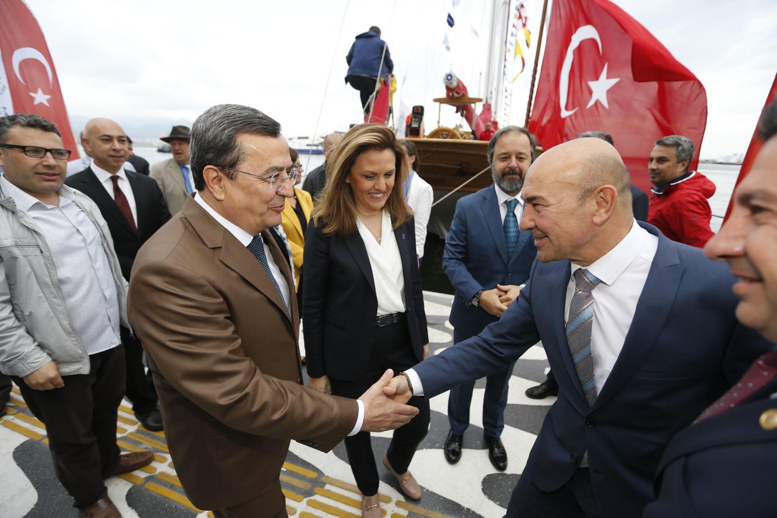 ATATÜRK’ÜN ROTASINDA İZMİR MOLASI