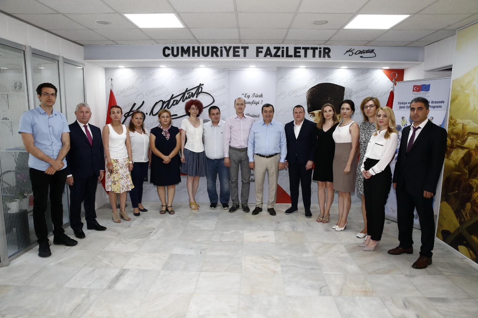 BAŞKAN BATUR AVRUPA BİRLİĞİ PROTOKOLÜNÜ İMZALADI