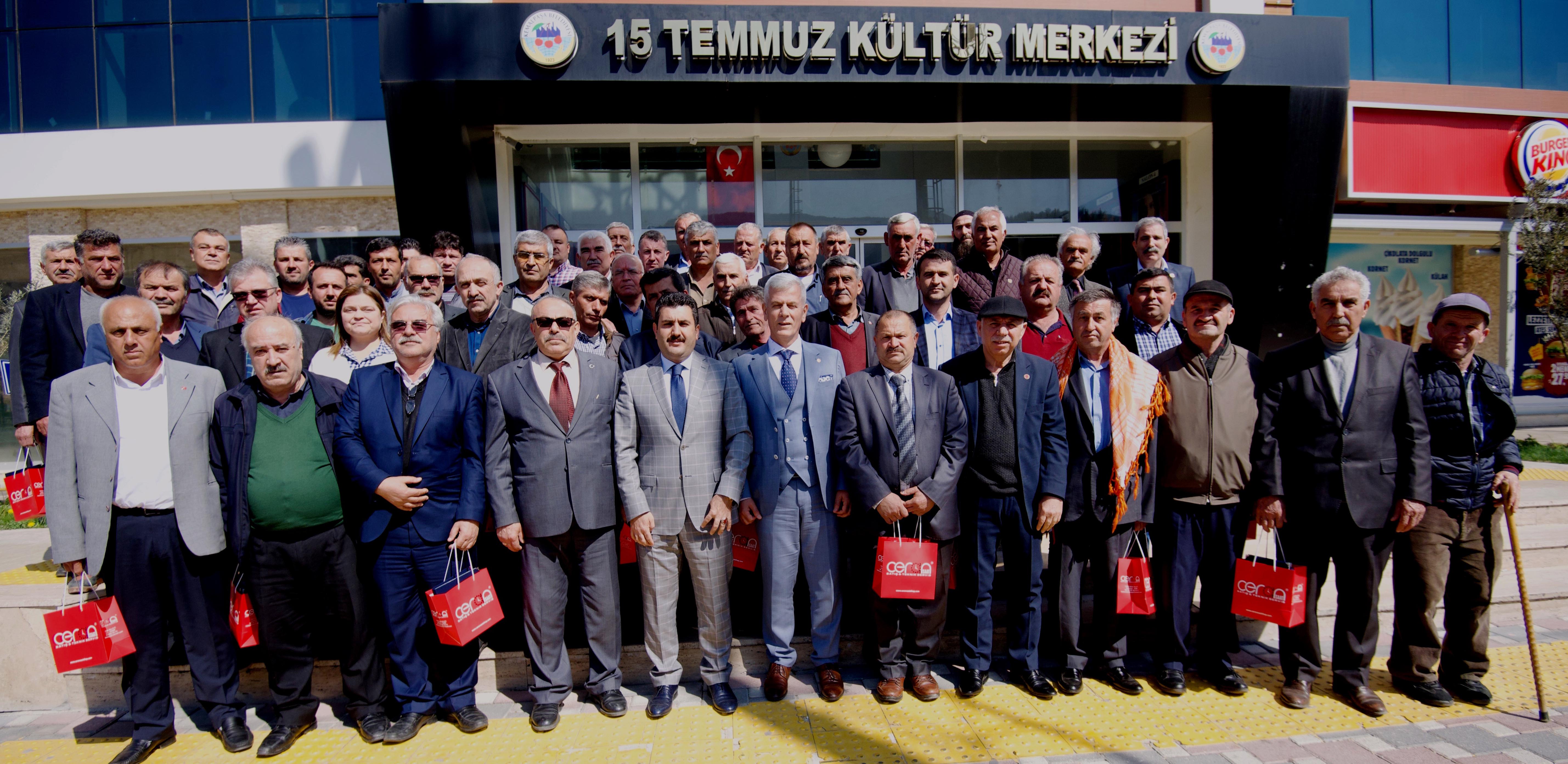 UĞURLU, STK TEMSİLCİLERİ VE MUHTARLARLA BİR ARAYA GELDİ