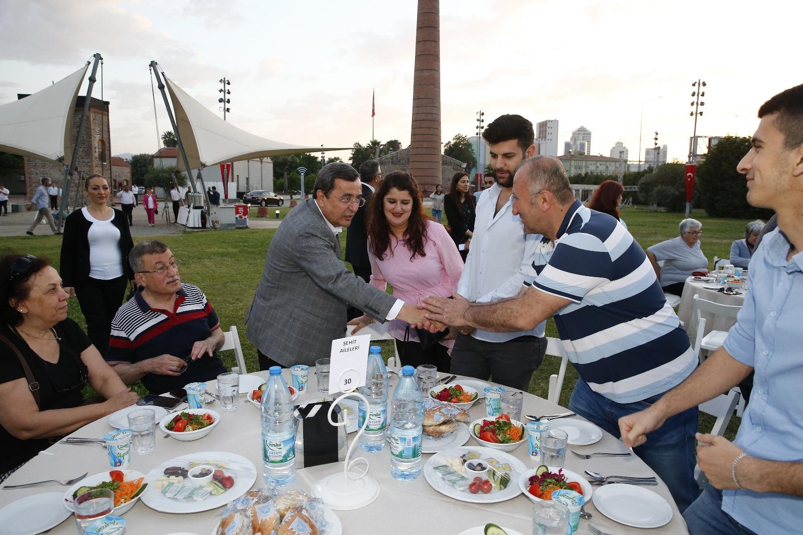 KONAK İFTAR SOFRASINDA BULUŞTU