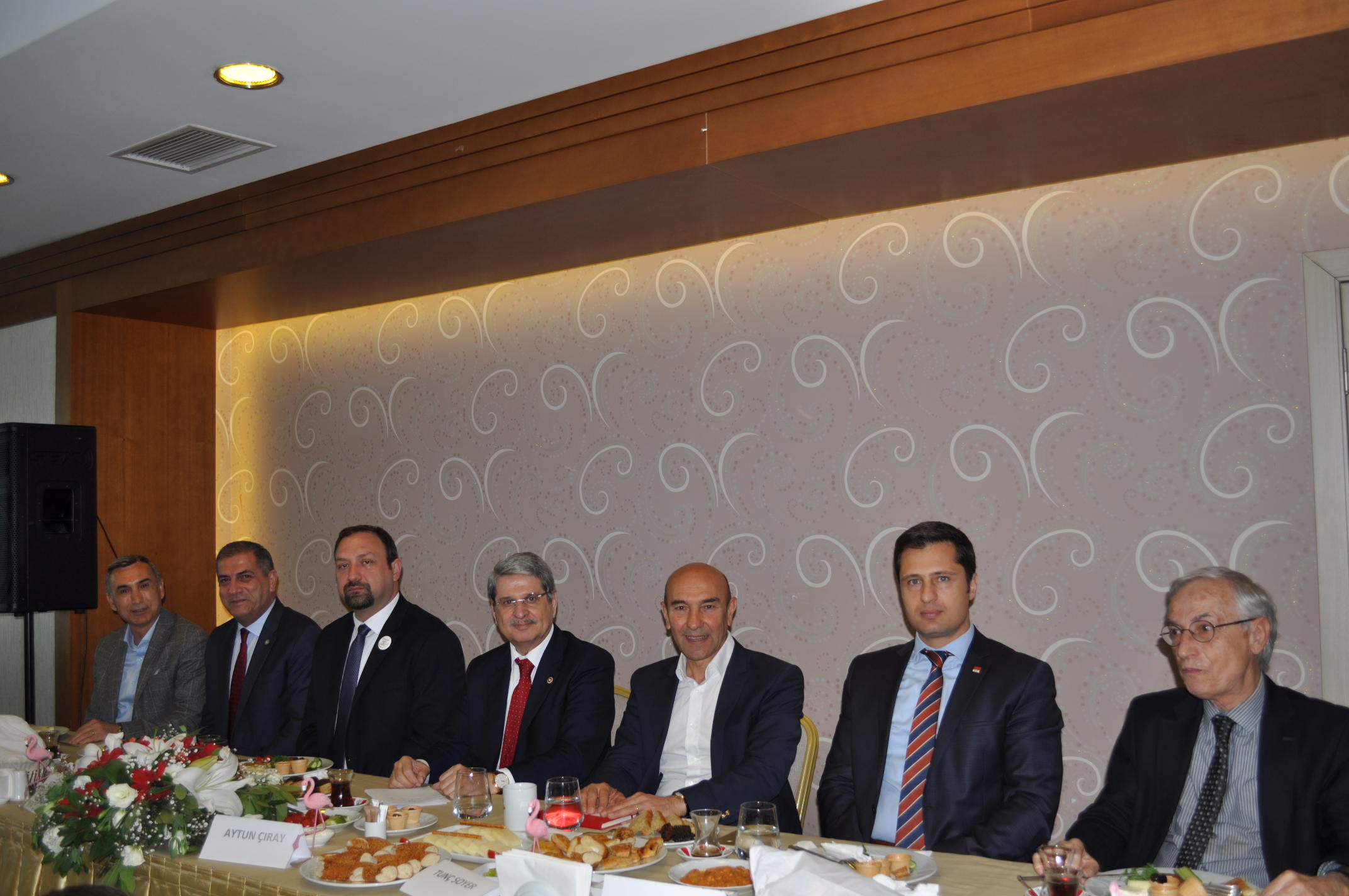 MİLLET İTTİFAKI ÇİĞLİ’DE BULUŞTU