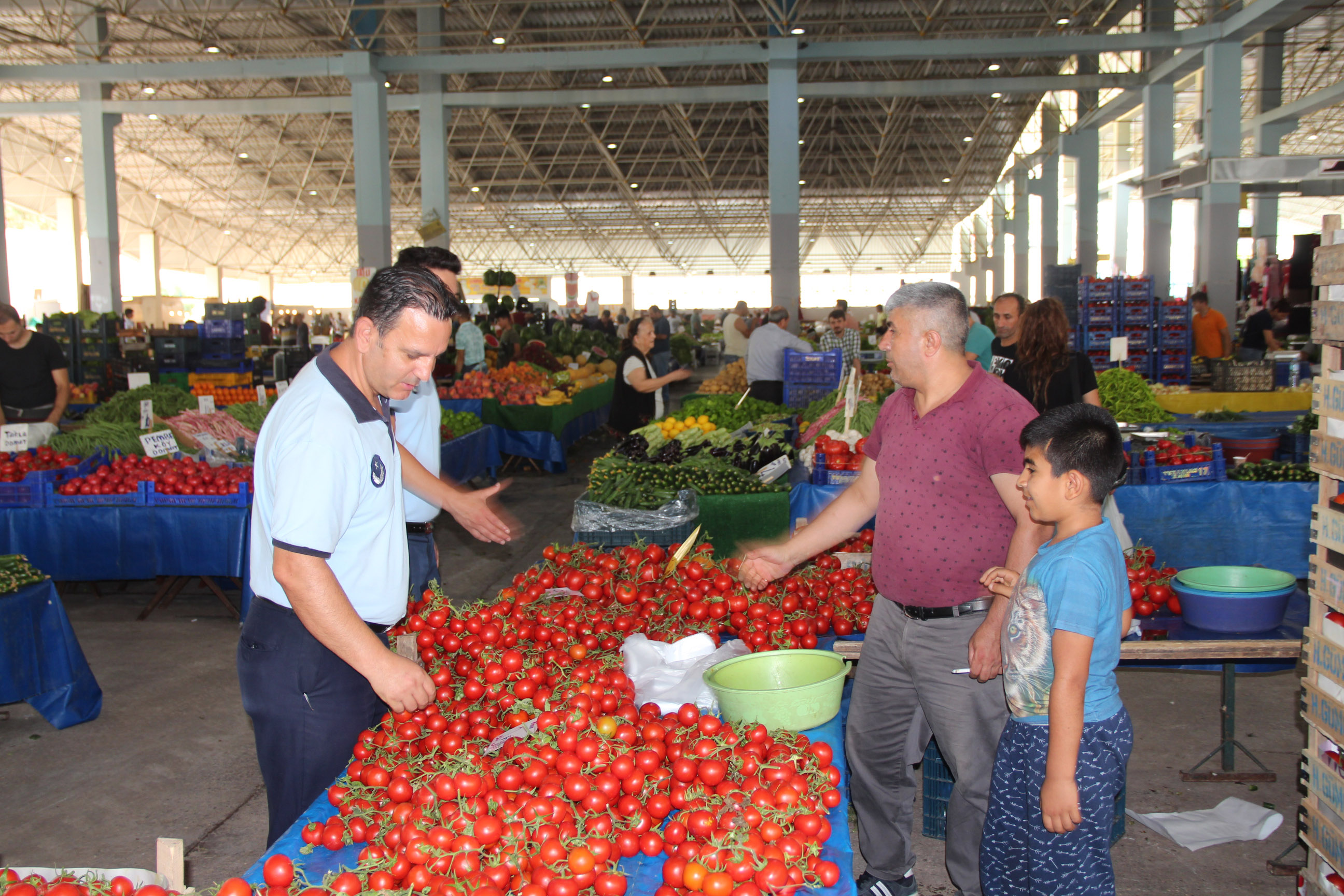 ETİKET HİLESİNE ZABITA ENGELİ