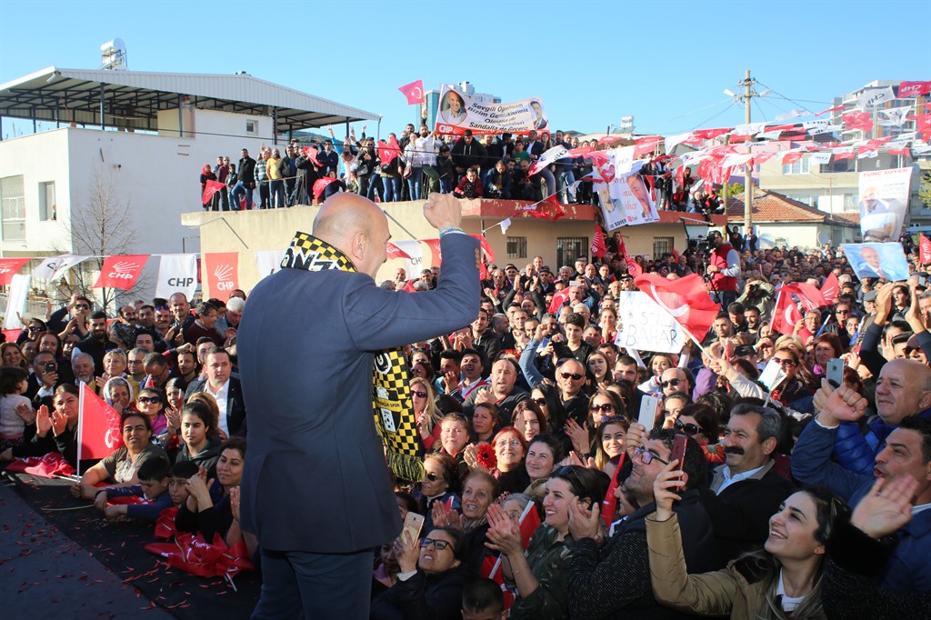 BAYRAKLI’DA DEV YÜRÜYÜŞ