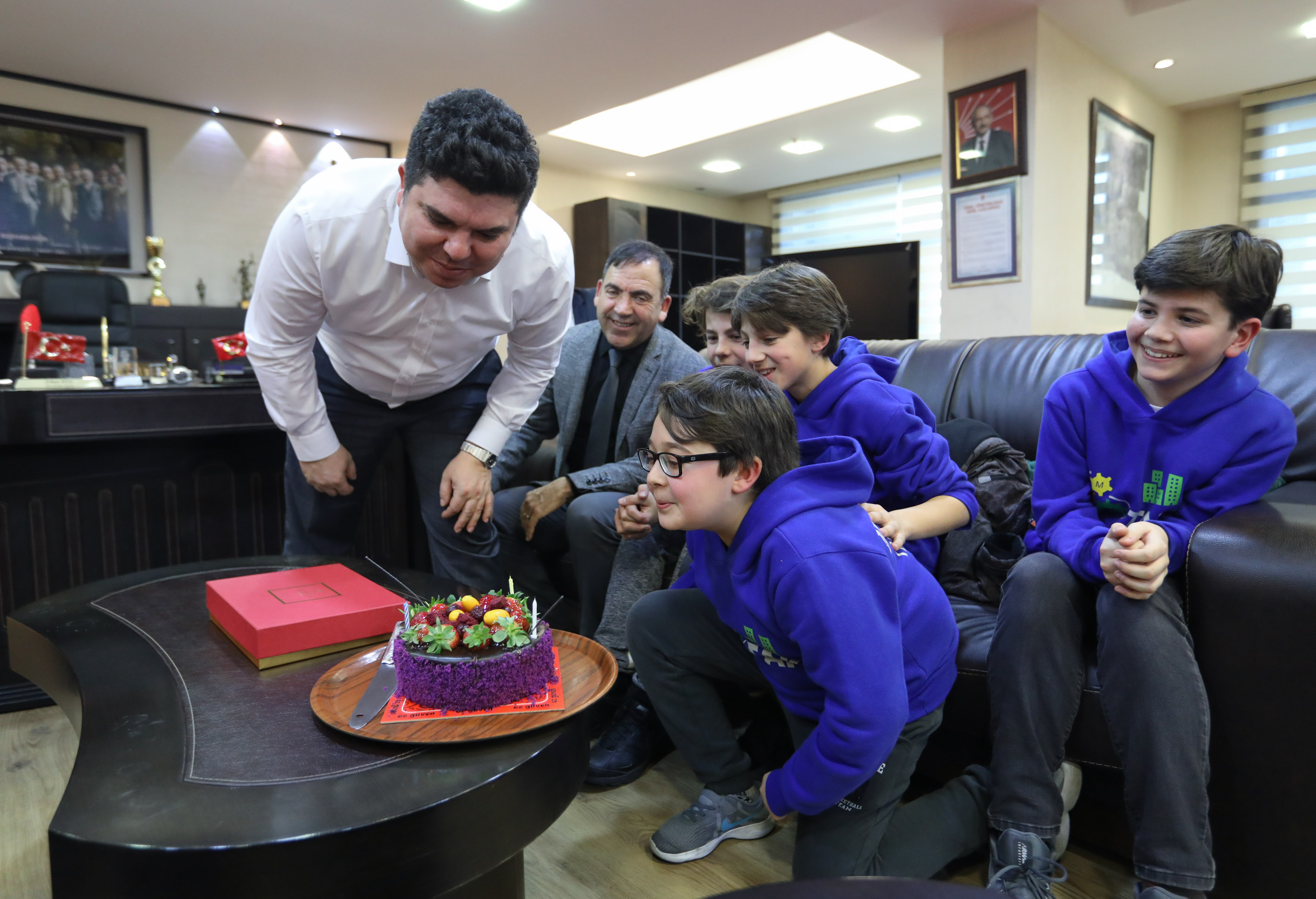BUCA'NIN GENÇ BEYİNLERİYLE 'ENGELSİZ' ZİRVE