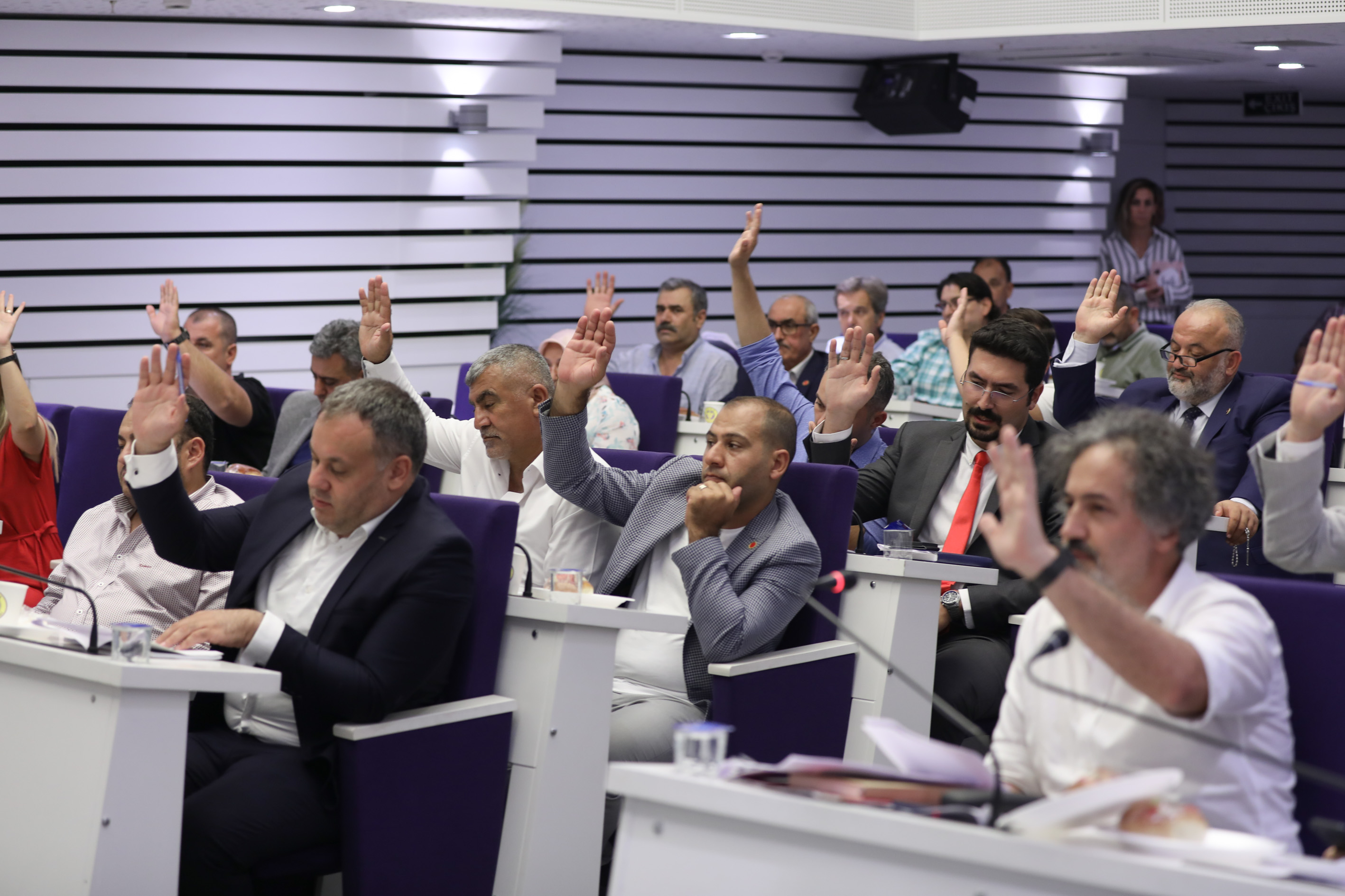 KADINA ŞİDDET UYGULAYAN PERSONEL BUCA BELEDİYESİ’NDE ÇALIŞAMAYACAK