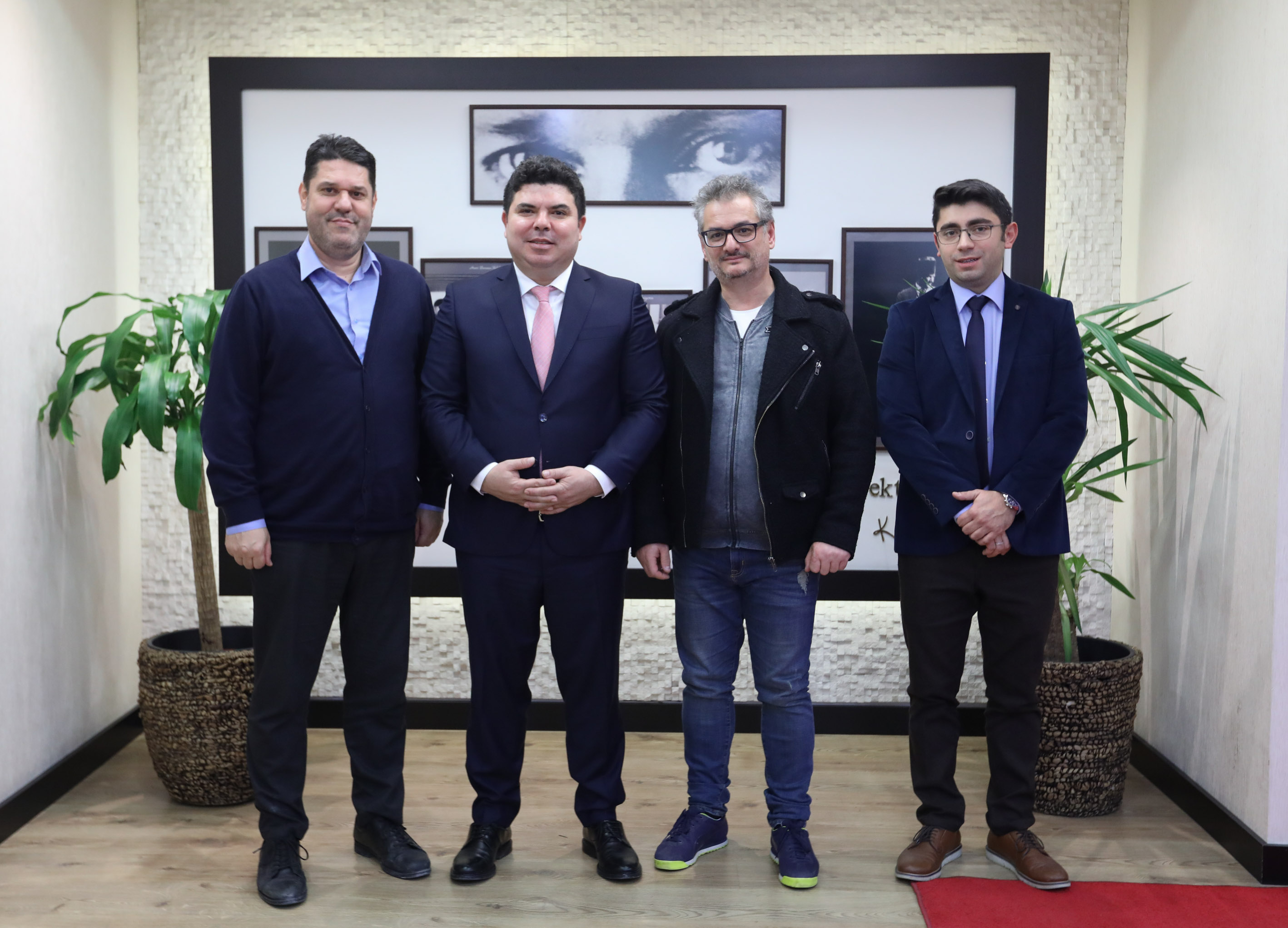 TARIK AKAN'DA FİLM ŞÖLENİ