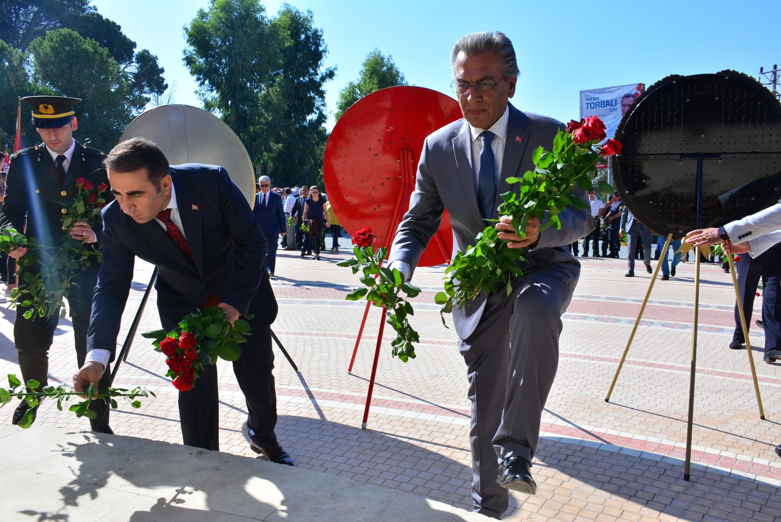 TORBALI’DA GAZİLER GÜNÜ TÖRENLE KUTLANDI