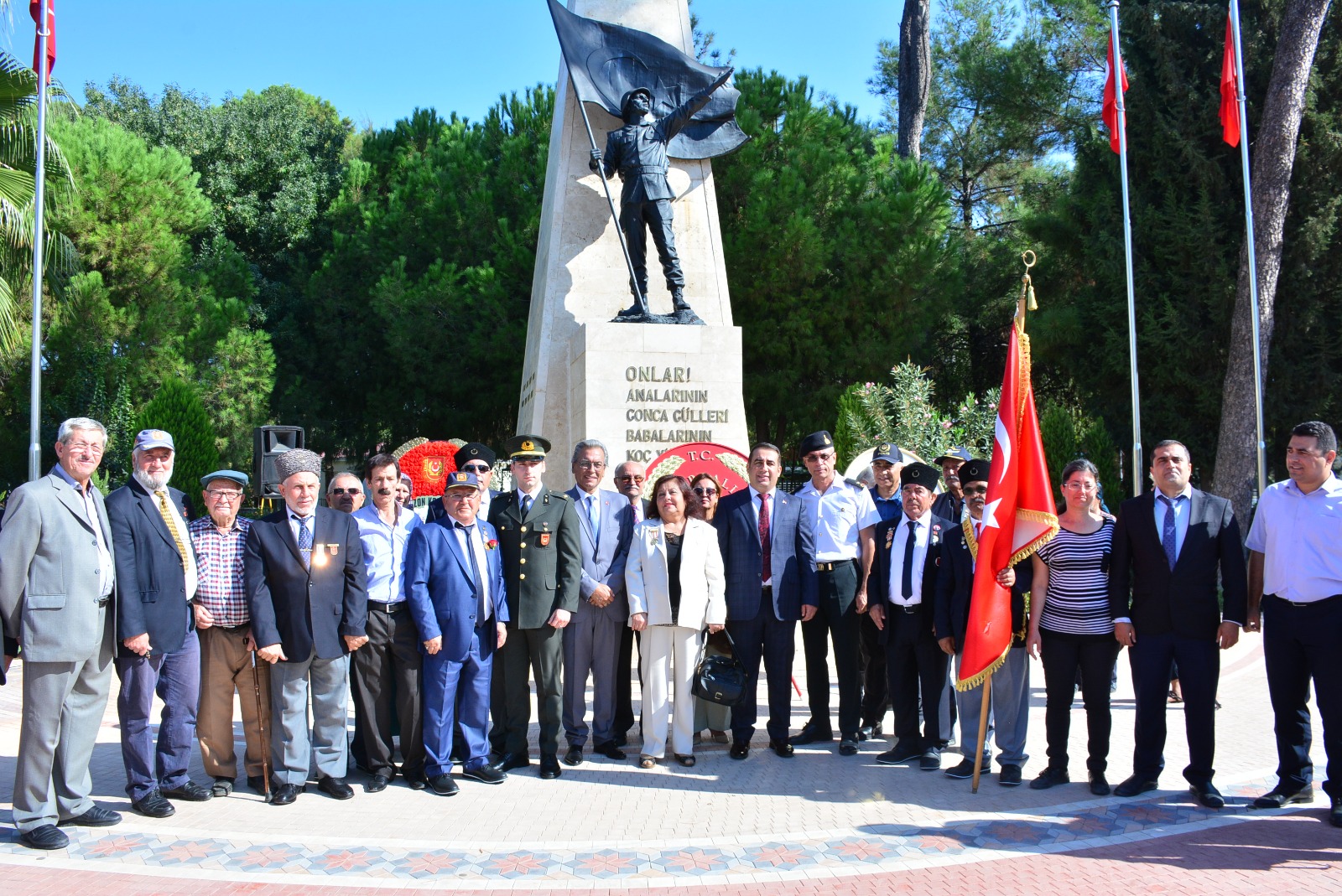 TORBALI’DA GAZİLER GÜNÜ TÖRENLE KUTLANDI
