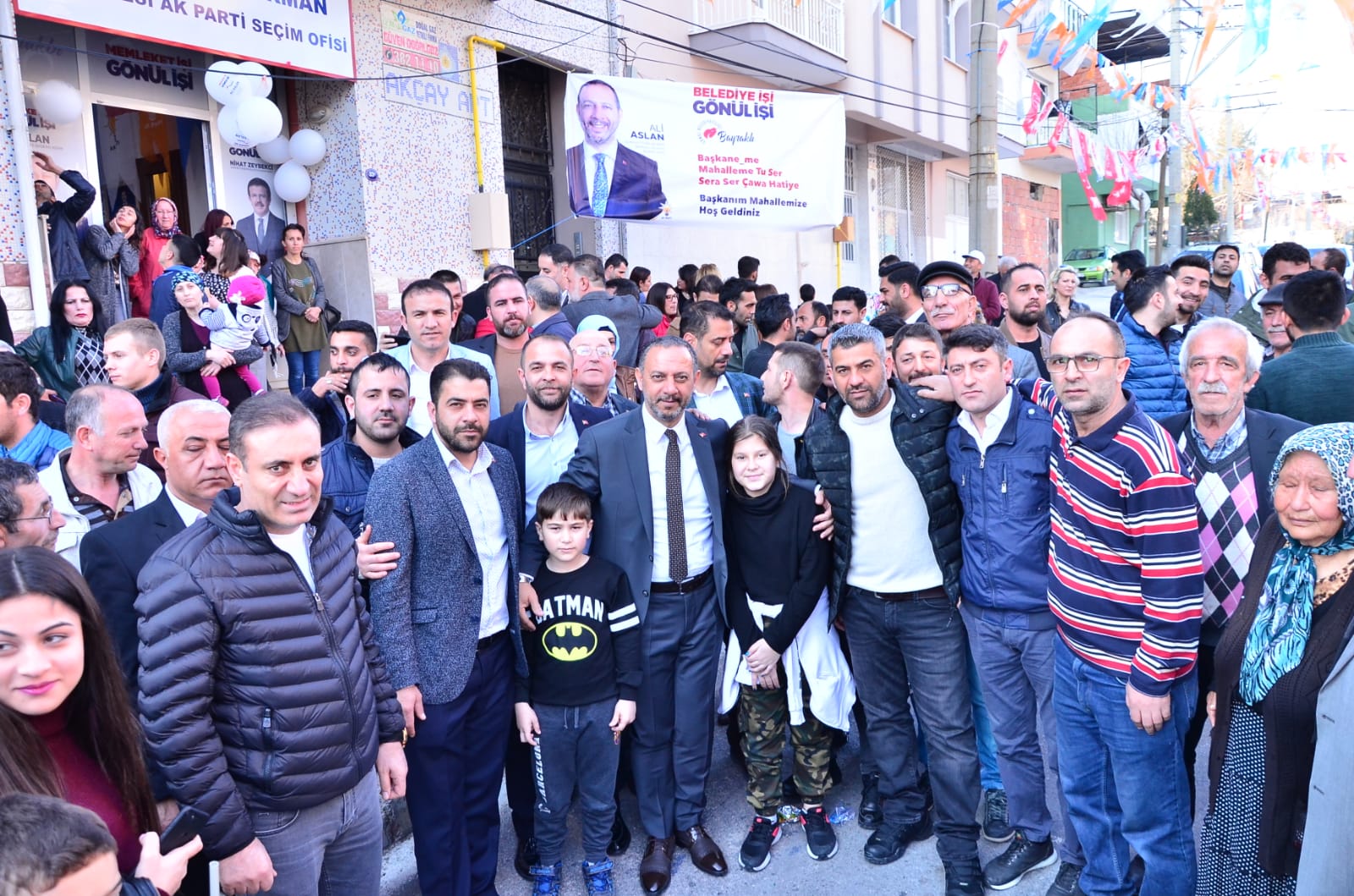 BAYRAKLI'YA BAHAR DEĞİL YAZ GELECEK