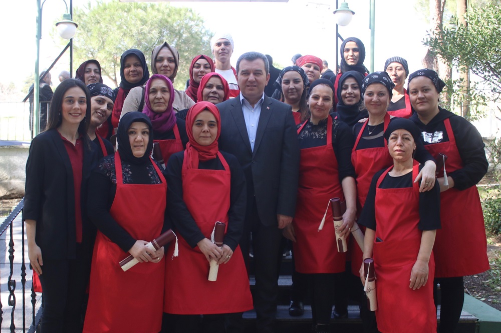 EV HANIMLIĞINDAN AŞÇILIĞA