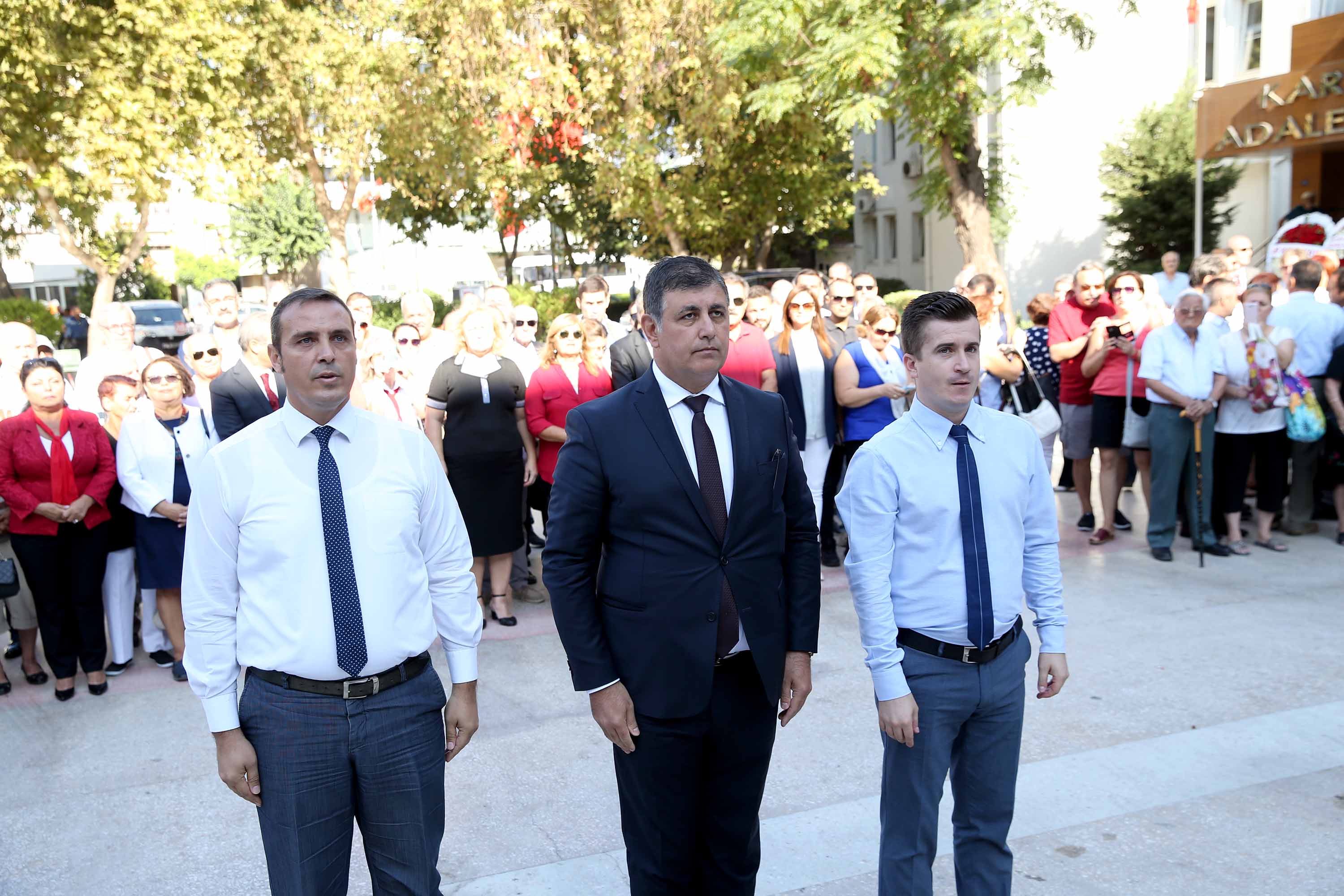 KARŞIYAKA 9 EYLÜL’Ü “İZMİR MARŞI” İLE KUTLADI