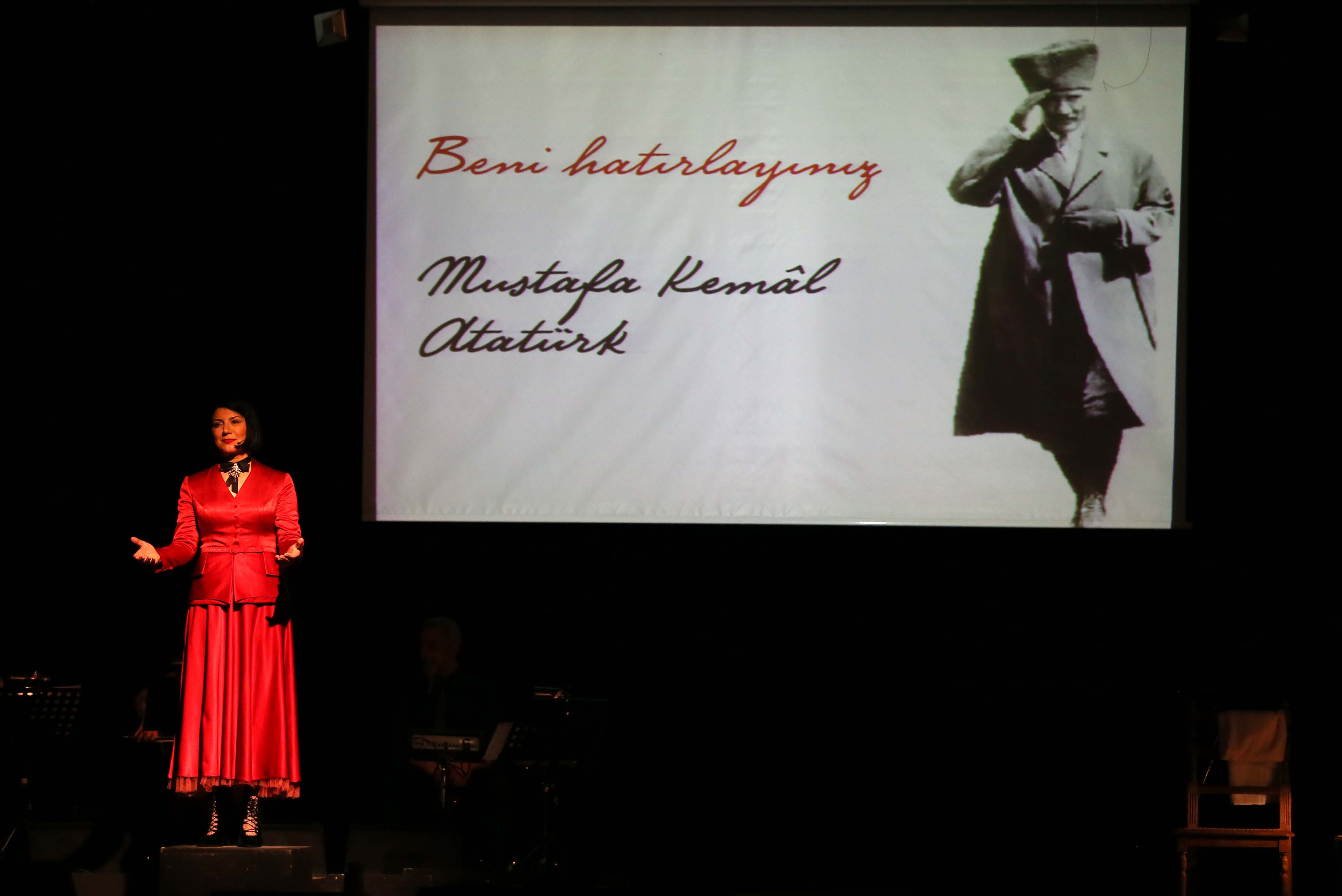 “KEMÂL” İZMİRLİLERİ BÜYÜLEDİ