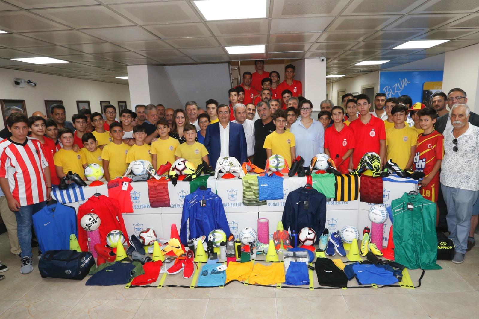 KONAK’TA AMATÖRSPORA DESTEK SÜRÜYOR