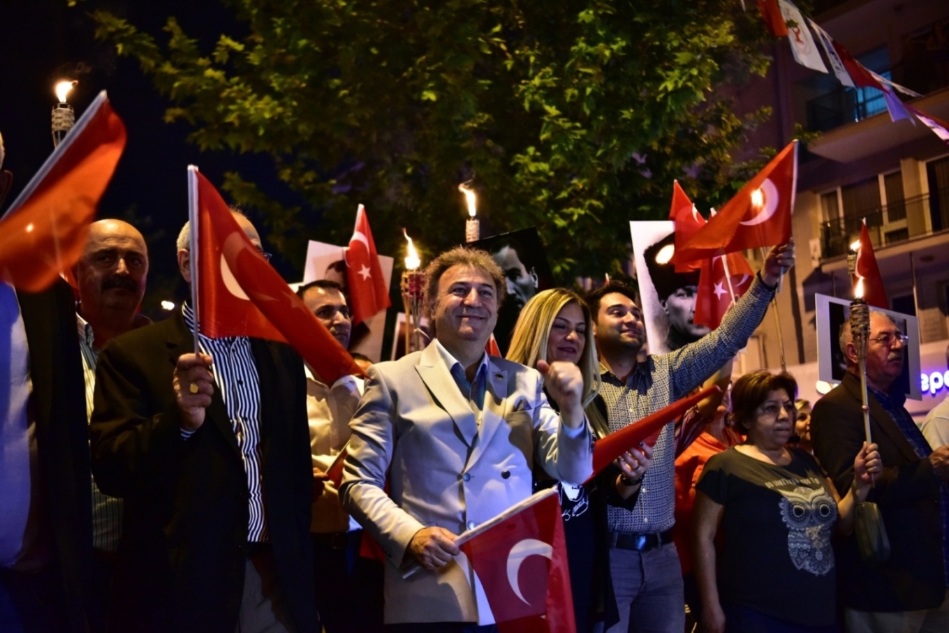 BORNOVA BELEDİYESİ’NDEN 30 AĞUSTOS’A ÖZEL