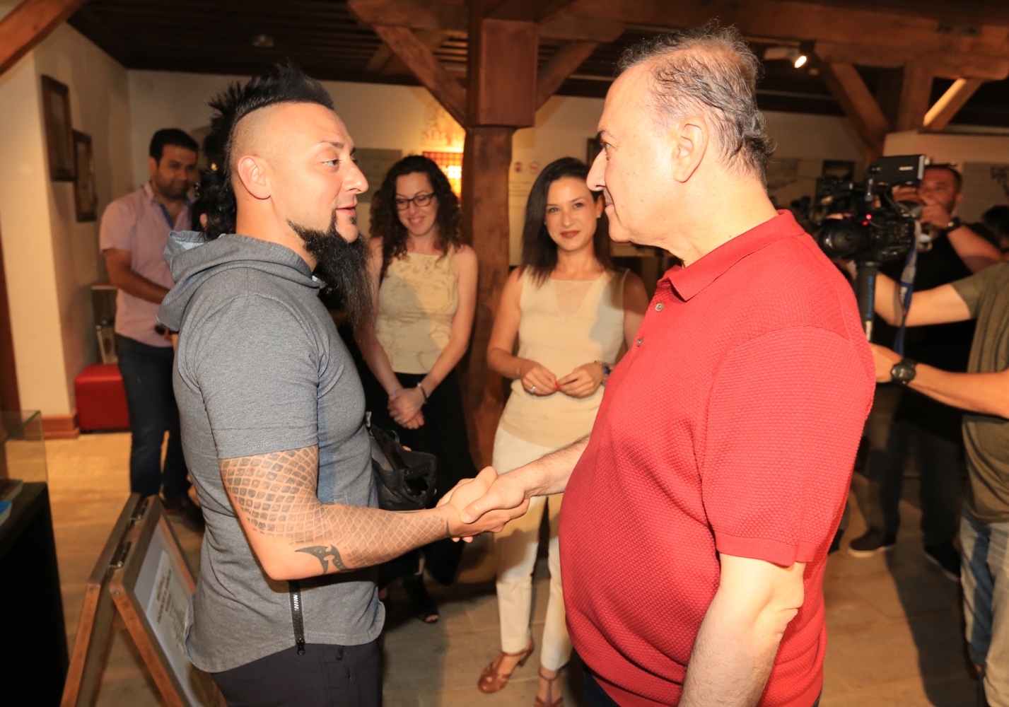 SELÇUKLU SANATSEVERLERLE BULUŞTU