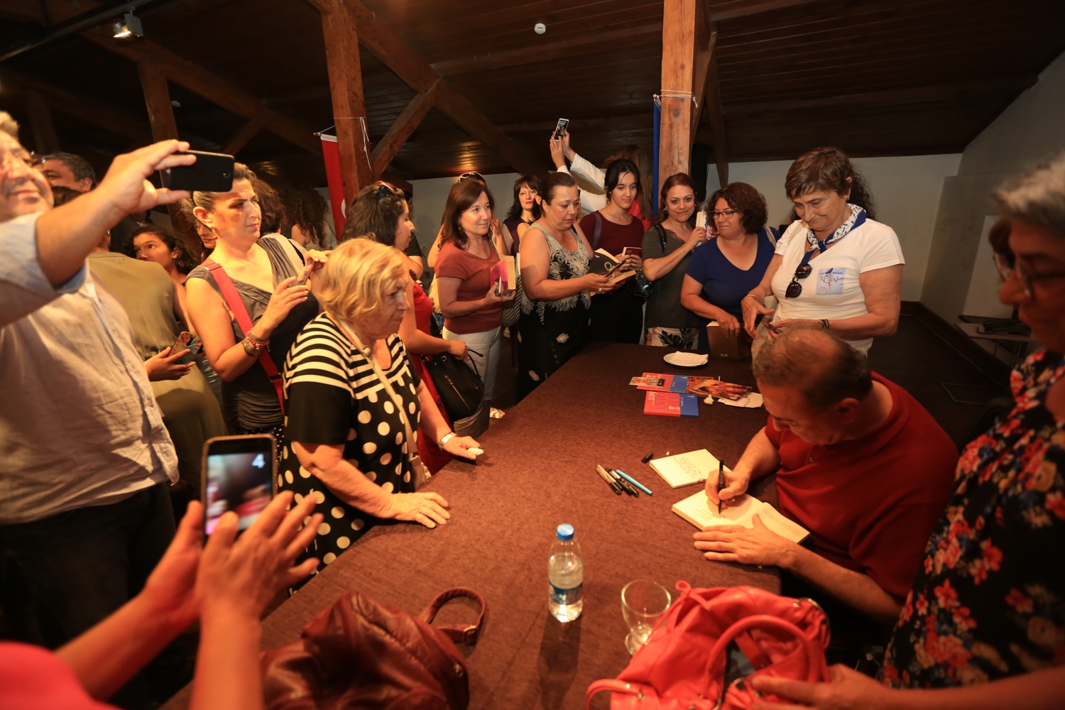 SELÇUKLU SANATSEVERLERLE BULUŞTU