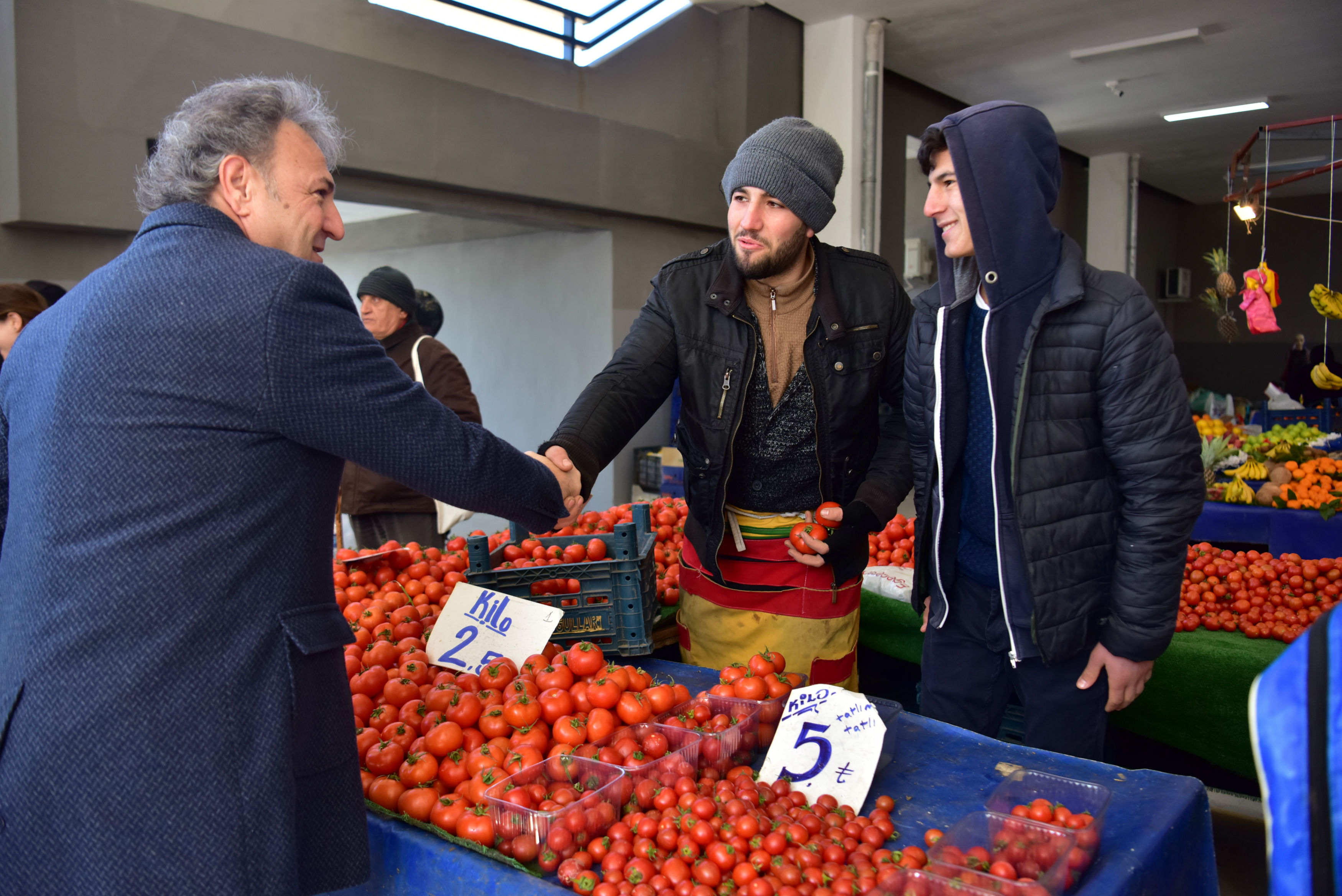 BORNOVA'DA DÖRDÜNCÜ PAZARYERİ HEYECANI