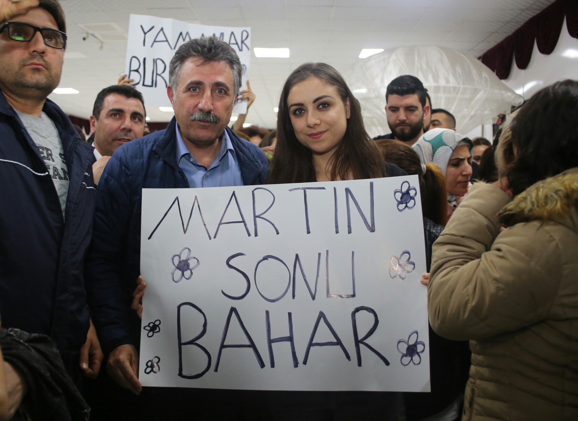 SANDAL’DAN BAYRAKLI’DA GENÇLERE MÜJDE