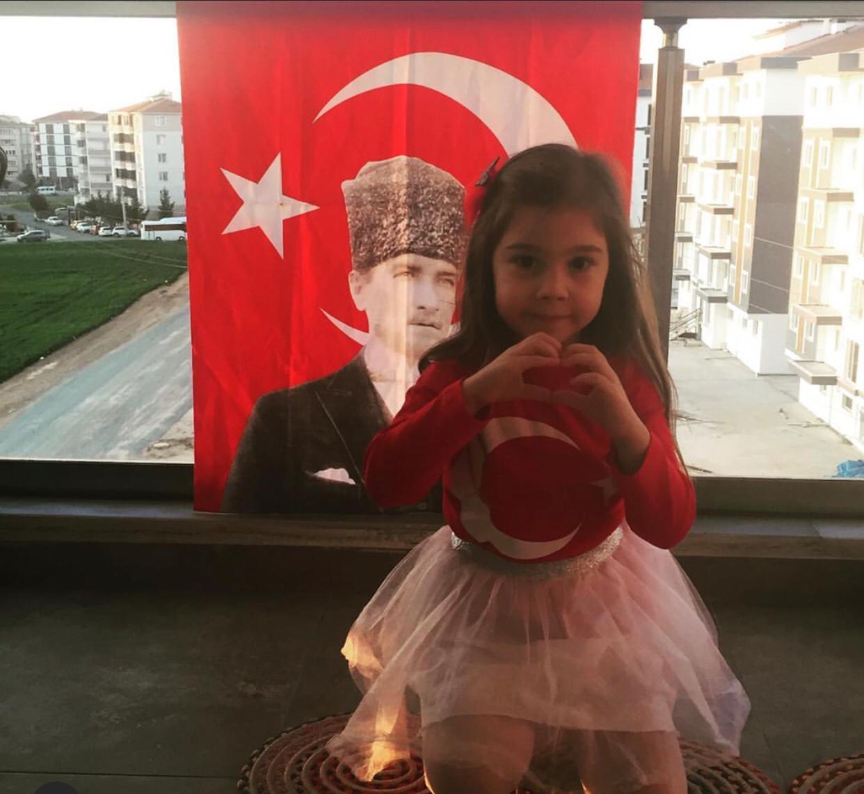 23 NİSAN ONLARIN BAYRAMI